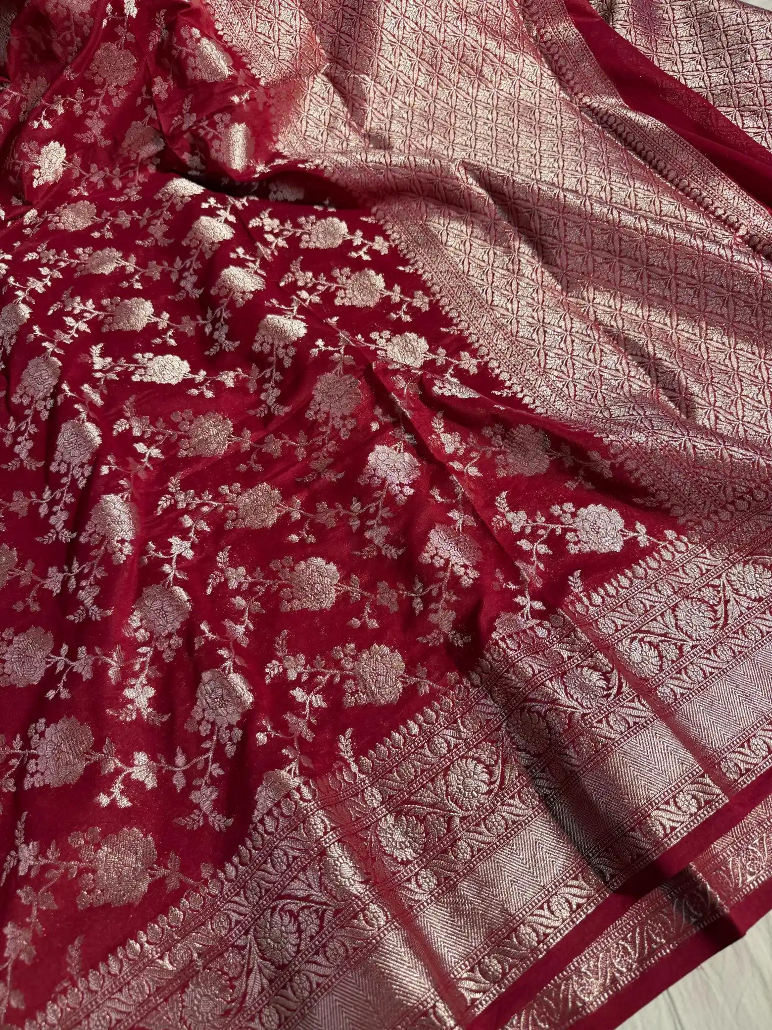 Maroon Georgette Silk Grand Floral Weave Banarasi Saree