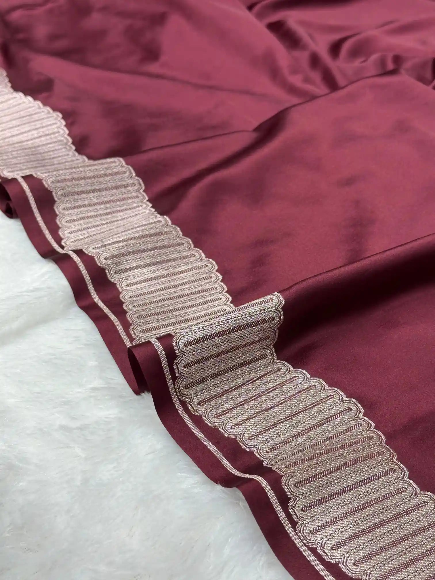Maroon Scallop Weave Mashru silk Banarasi saree 