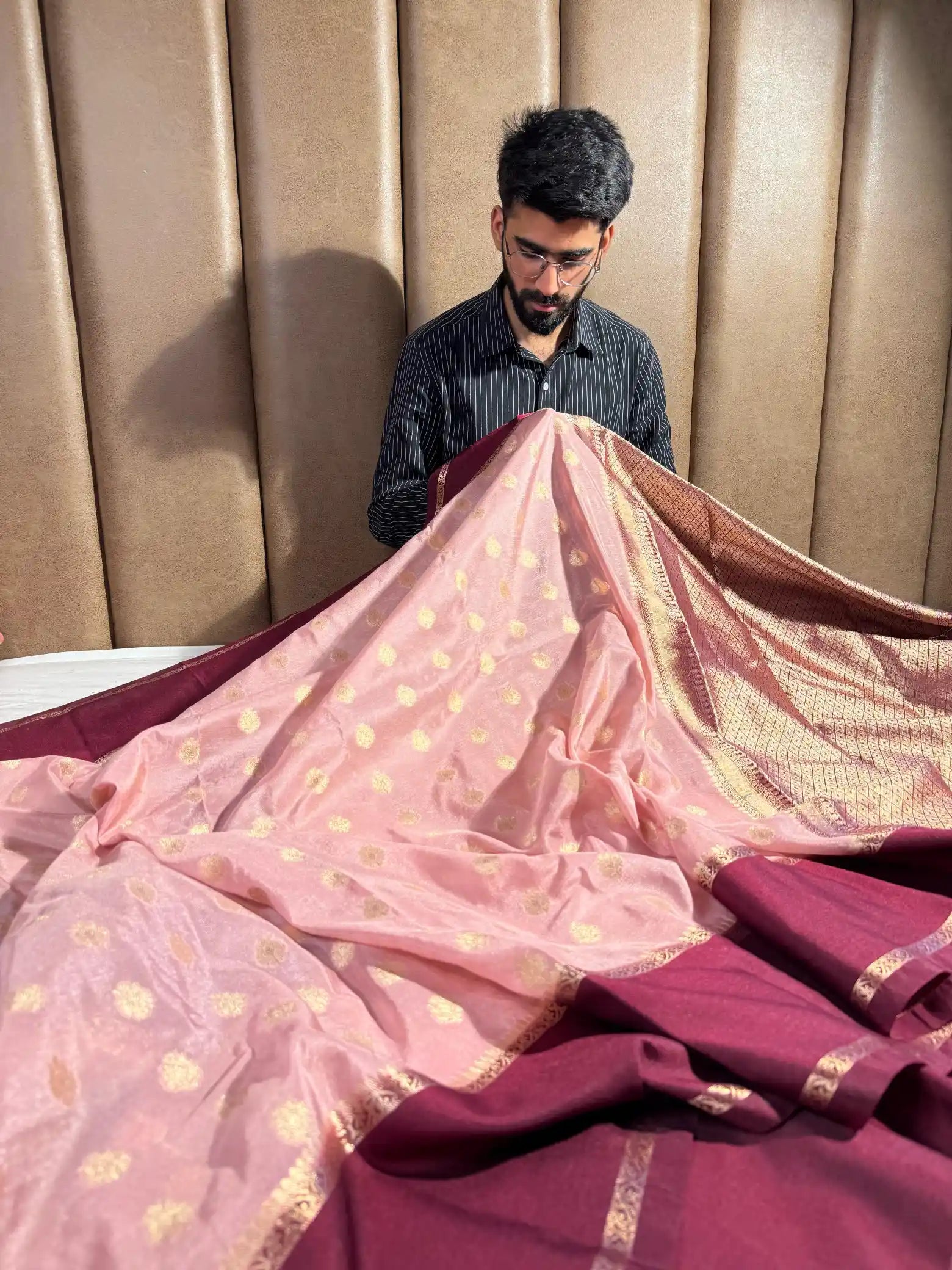Mauve Peach Warm Silk Zari Buti Weave Banarasi Saree