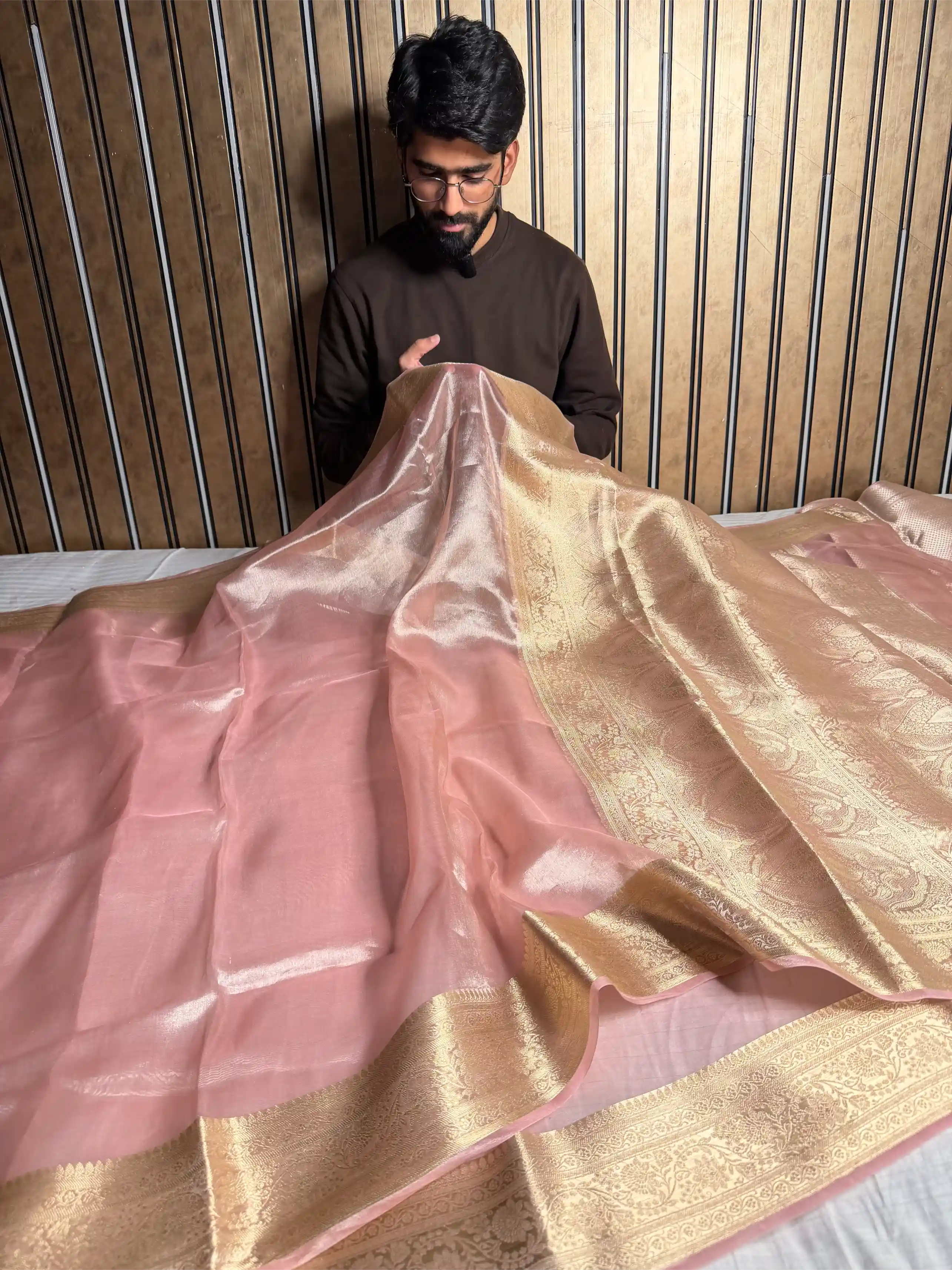 Mauve Pink Pure Tissue Silk Traditional Banarasi Saree