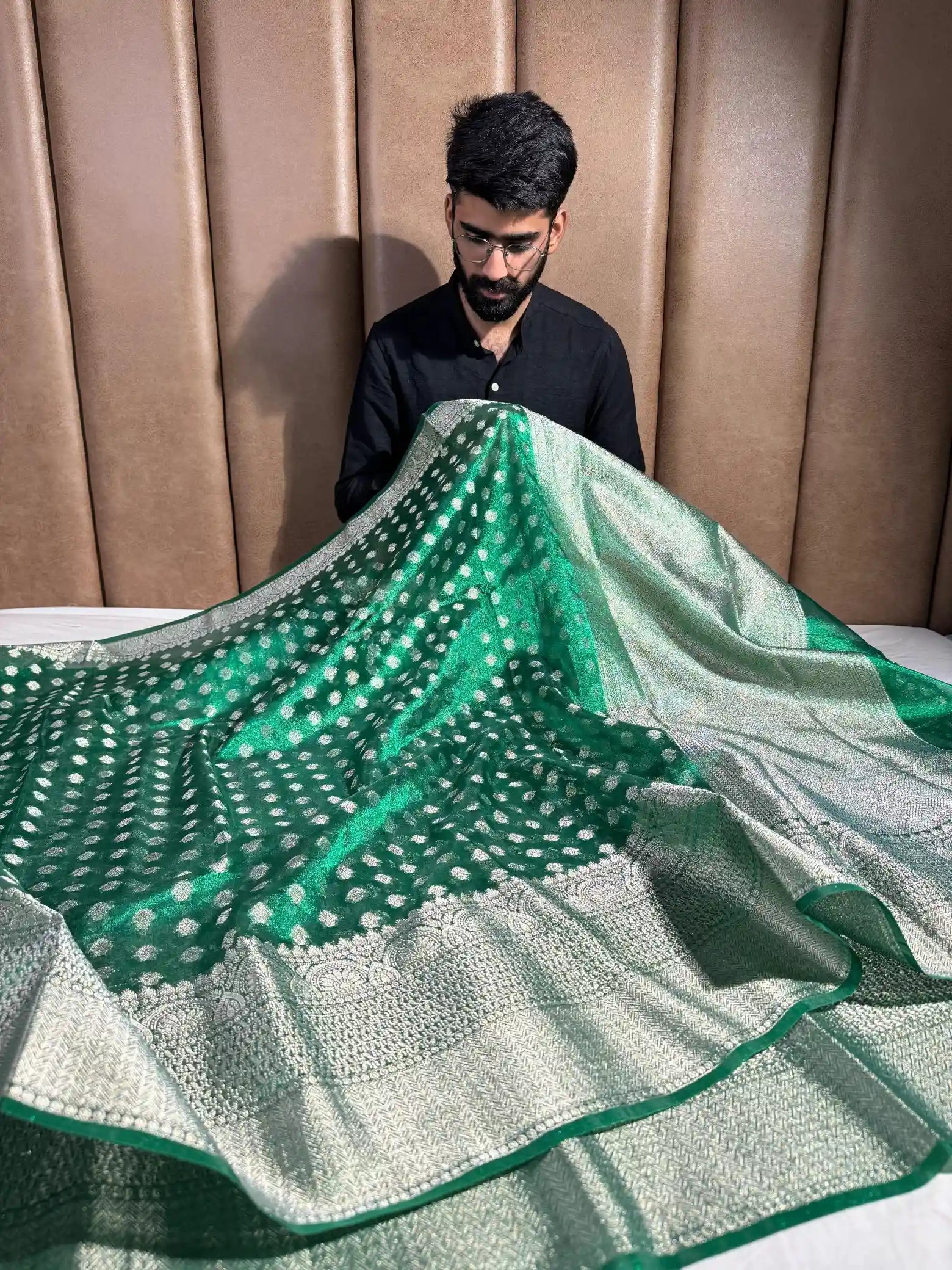 Metallic Emerald Green Glass Tissue Silk Zari Buti Banarasi Saree