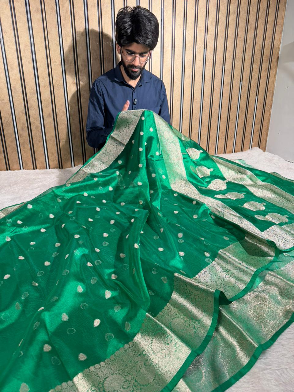 Metallic Green Kora Tissue Khaddi Buti Banarasi Saree