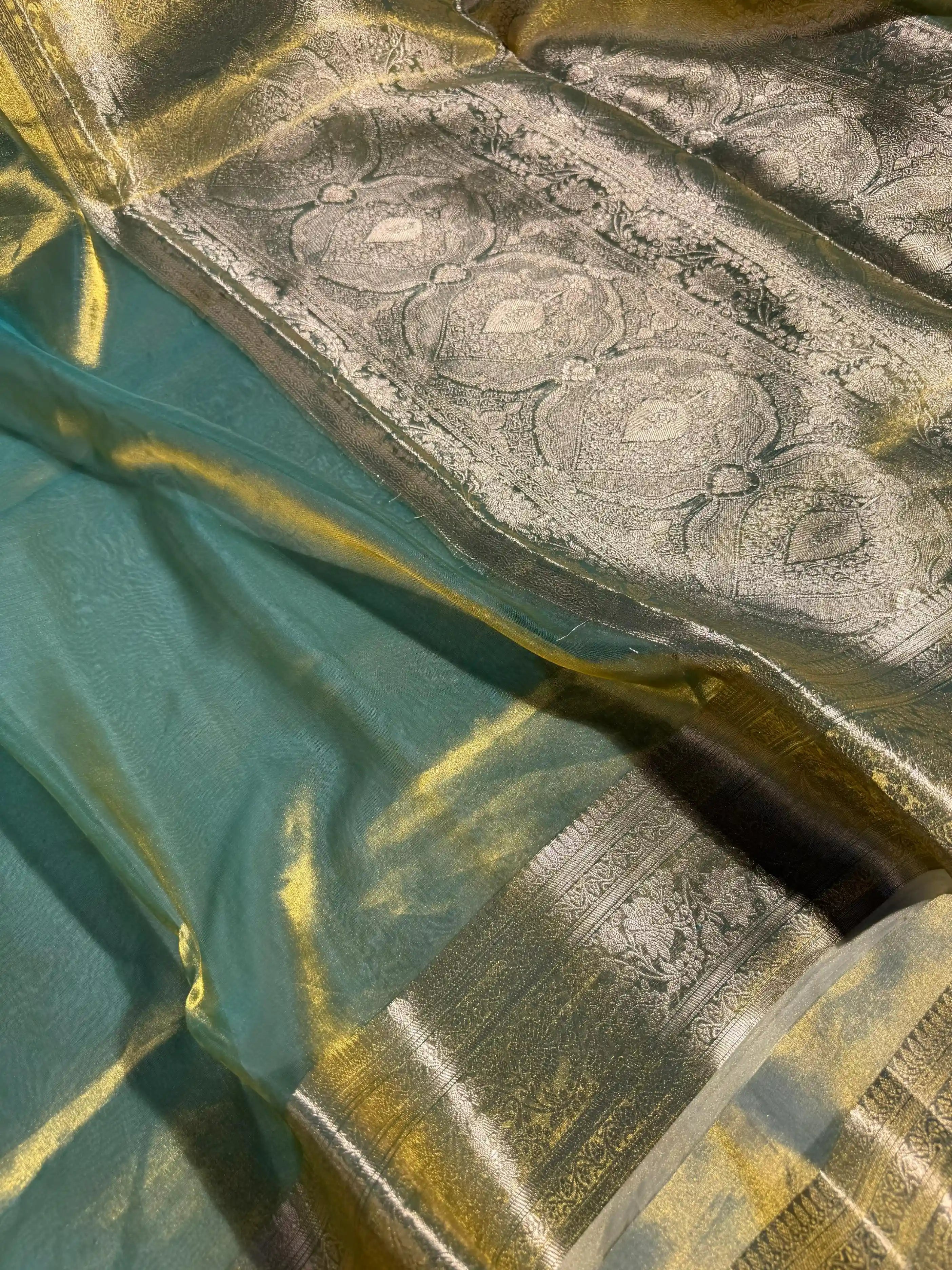 Metallic Green Shade 100% Pure Tissue Silk Banarasi Saree