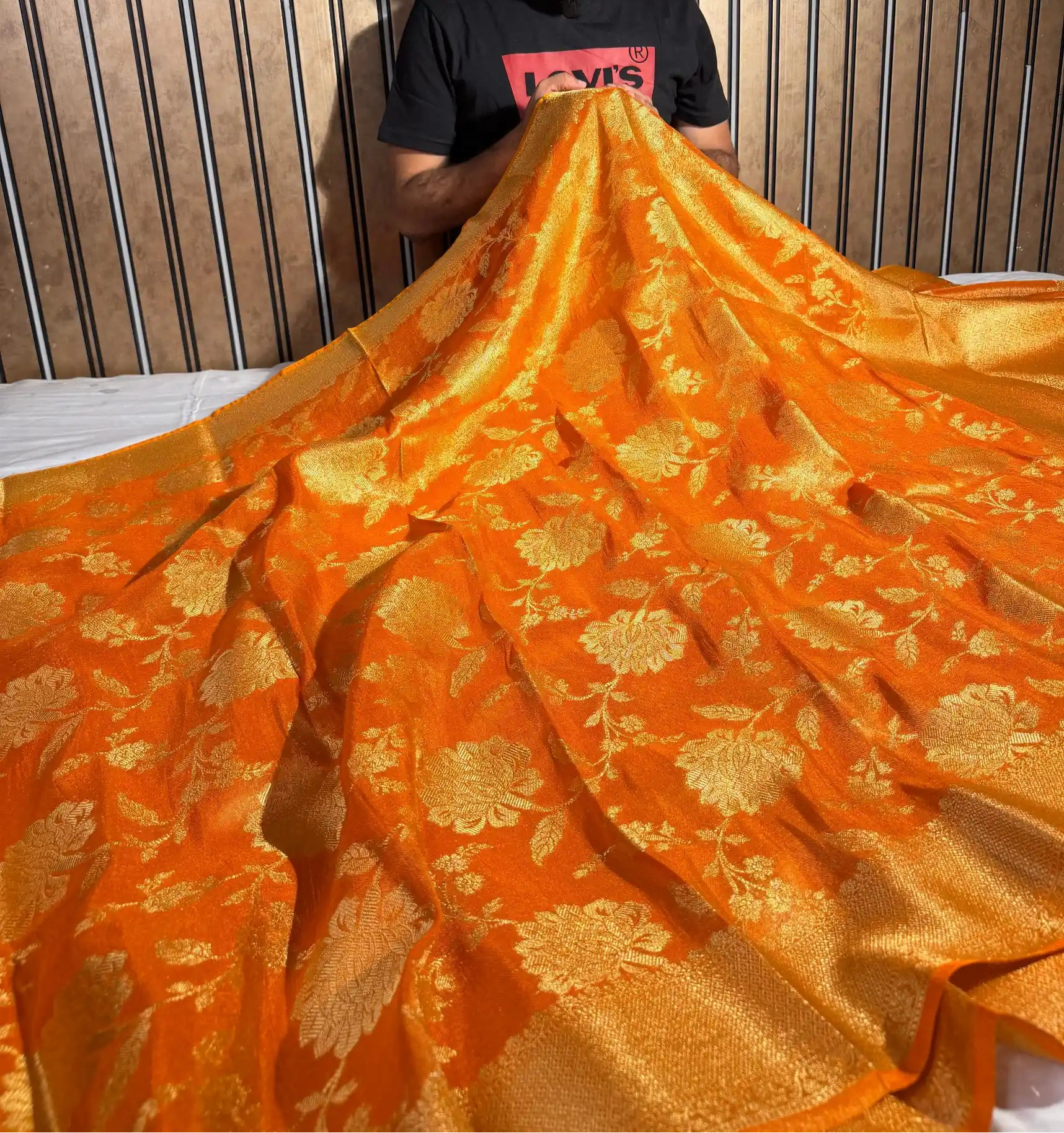 Metallic Orange Breathable Tissue Silk Banarasi Saree