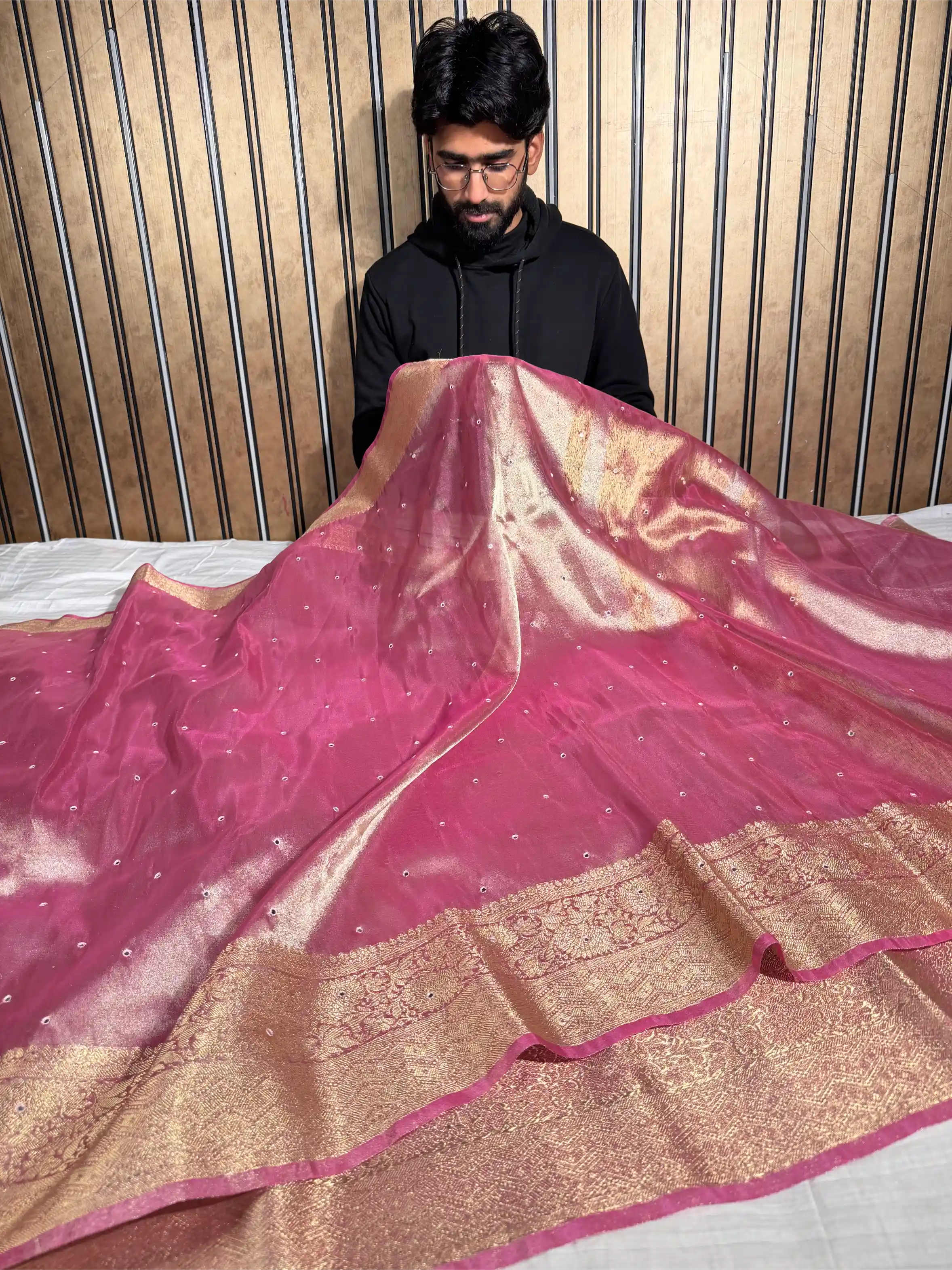 Metallic Pink Kora Tissue Mirror Work Banarasi Saree