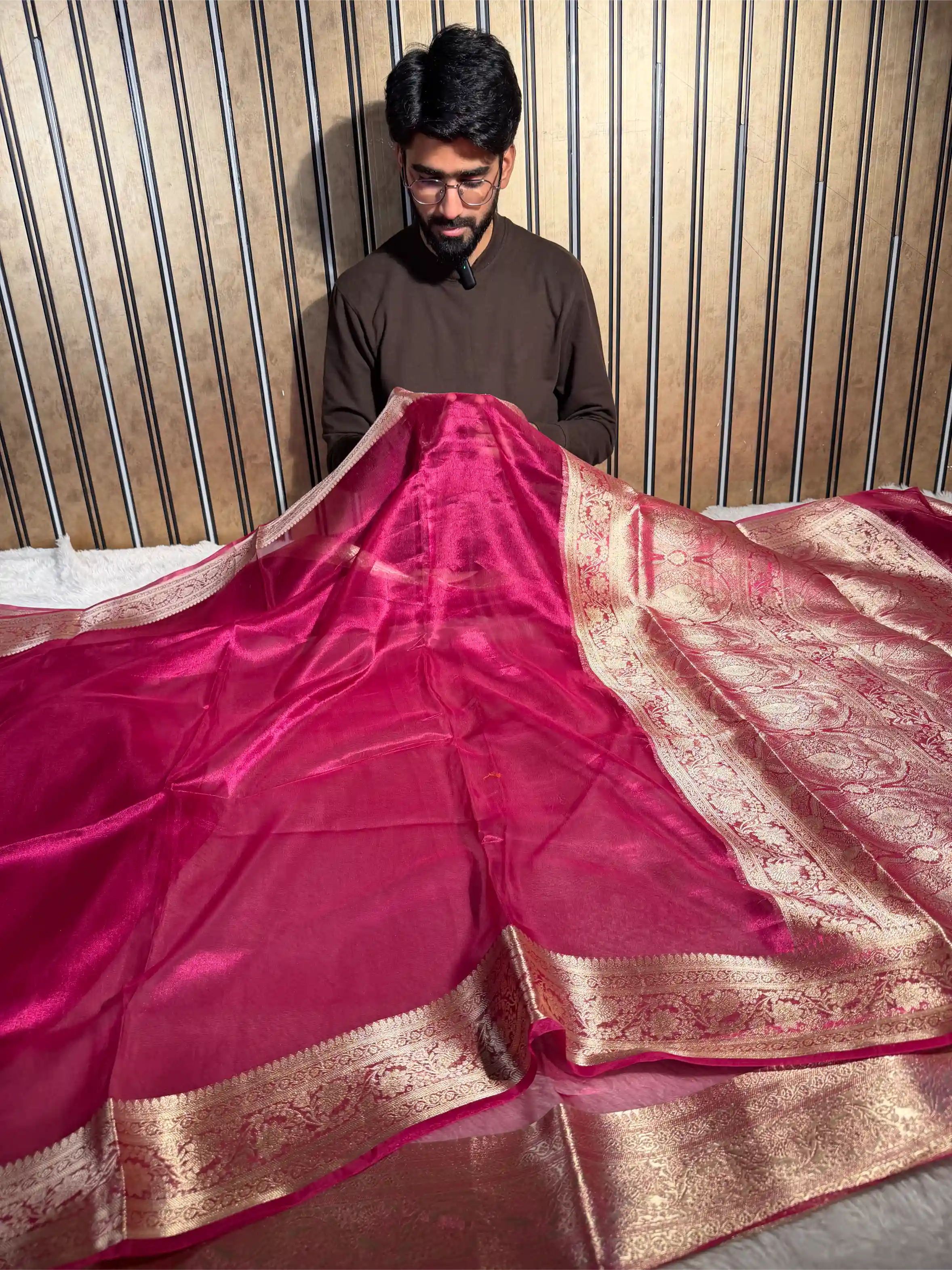 Metallic Rani Pink 100% Pure Tissue Silk Traditional Jacquard Weave Banarasi Saree