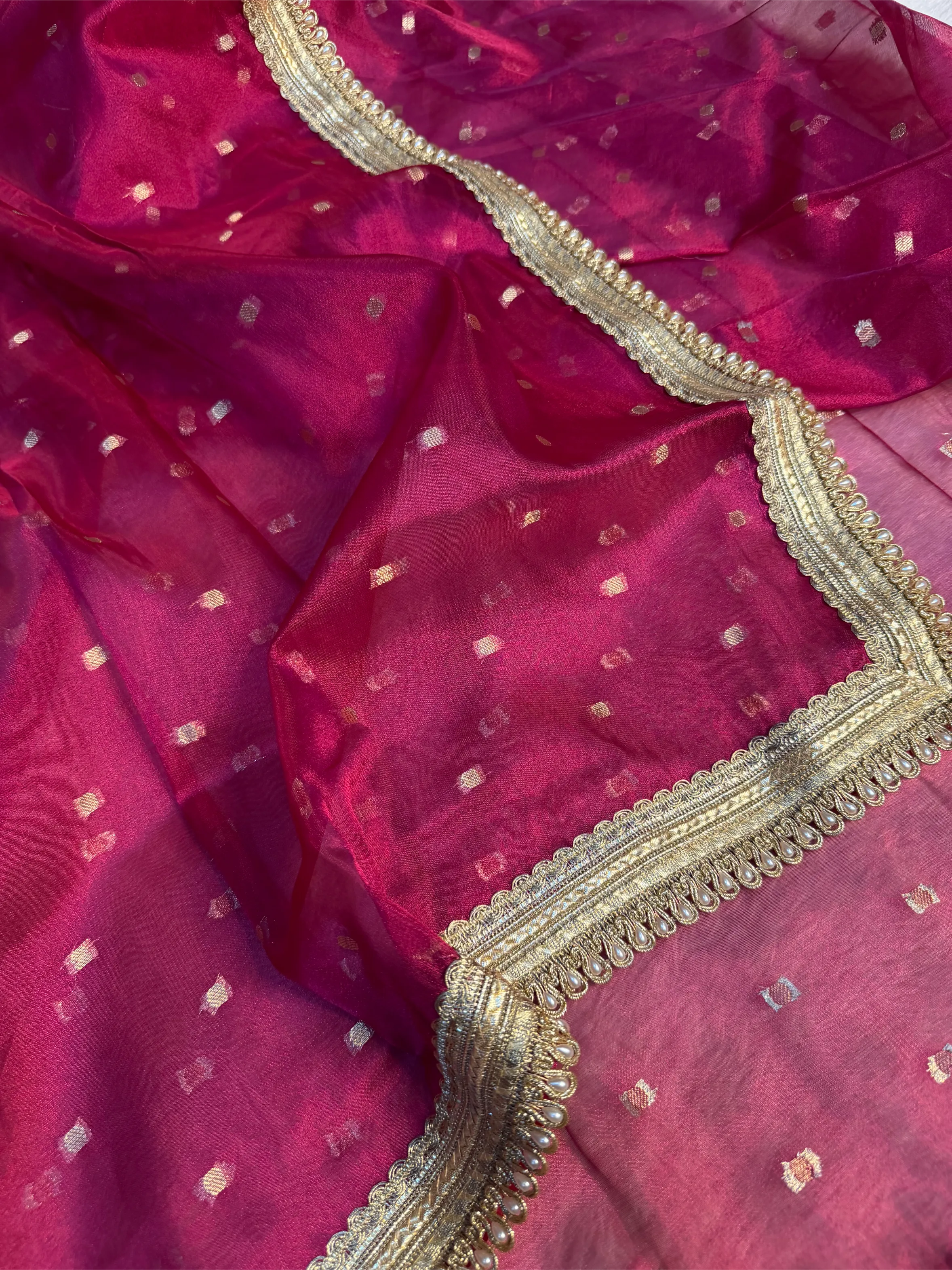 Metallic Rani Soft Tissue Silk Designer Banarasi Saree