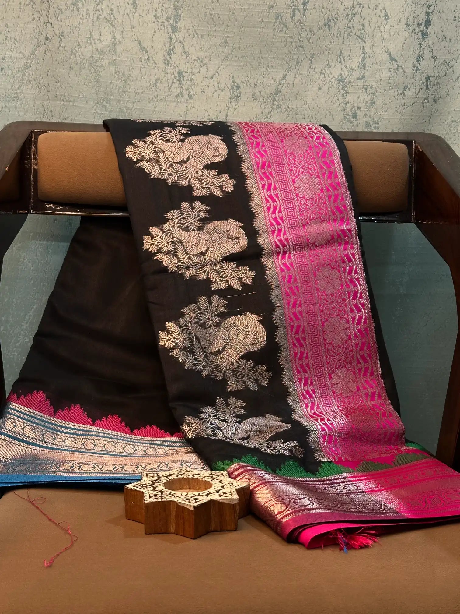 Eccentric Weave Softsilk Traditional Banarasi Saree