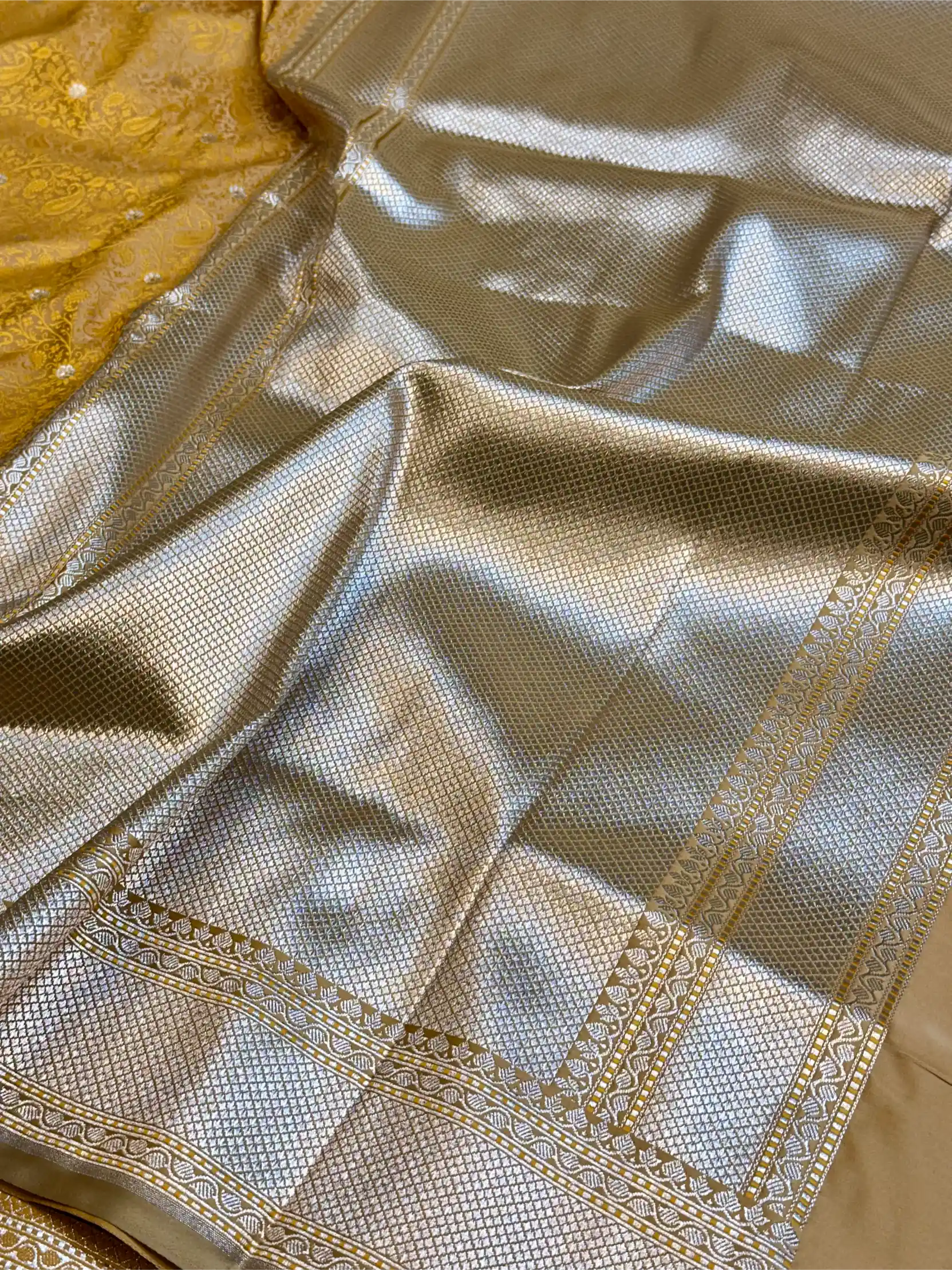 Mustard Yellow Intricate Mashru Katan Silk Tanchoi Banarasi Saree