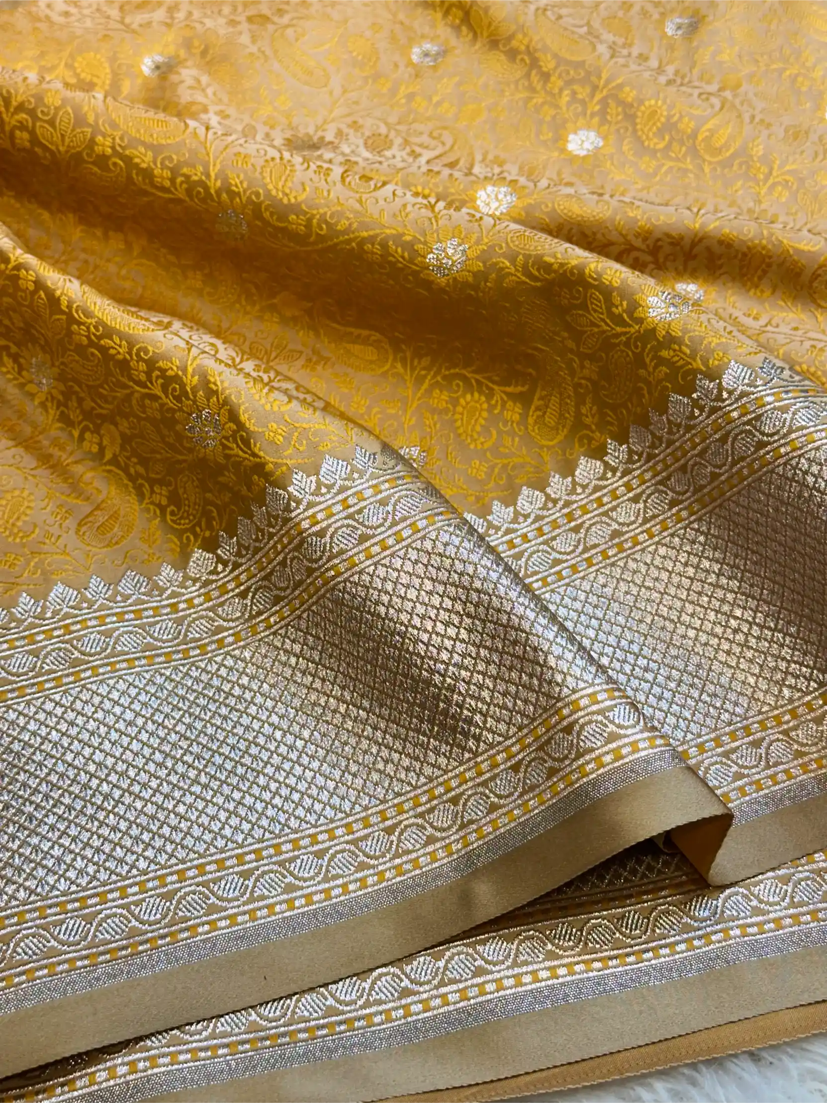 Mustard Yellow Intricate Mashru Katan Silk Tanchoi Banarasi Saree