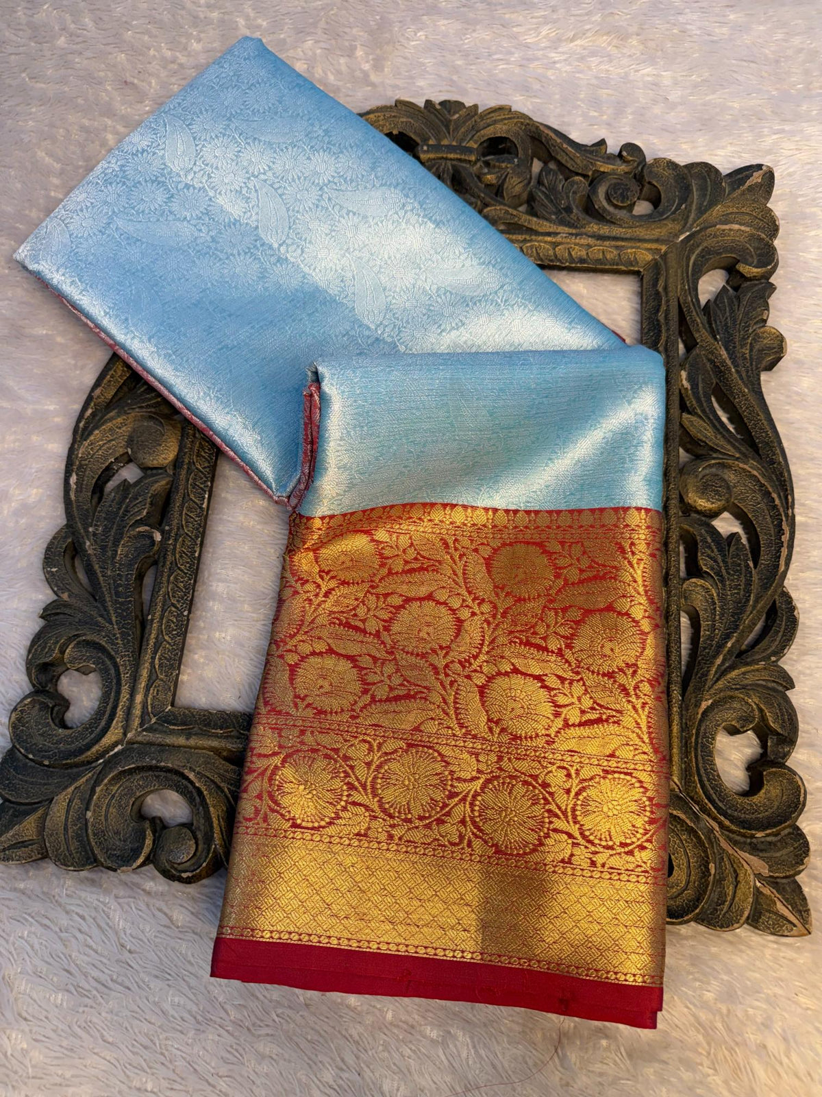 Trending Softsilk Jacquard Unique Banarasi Saree