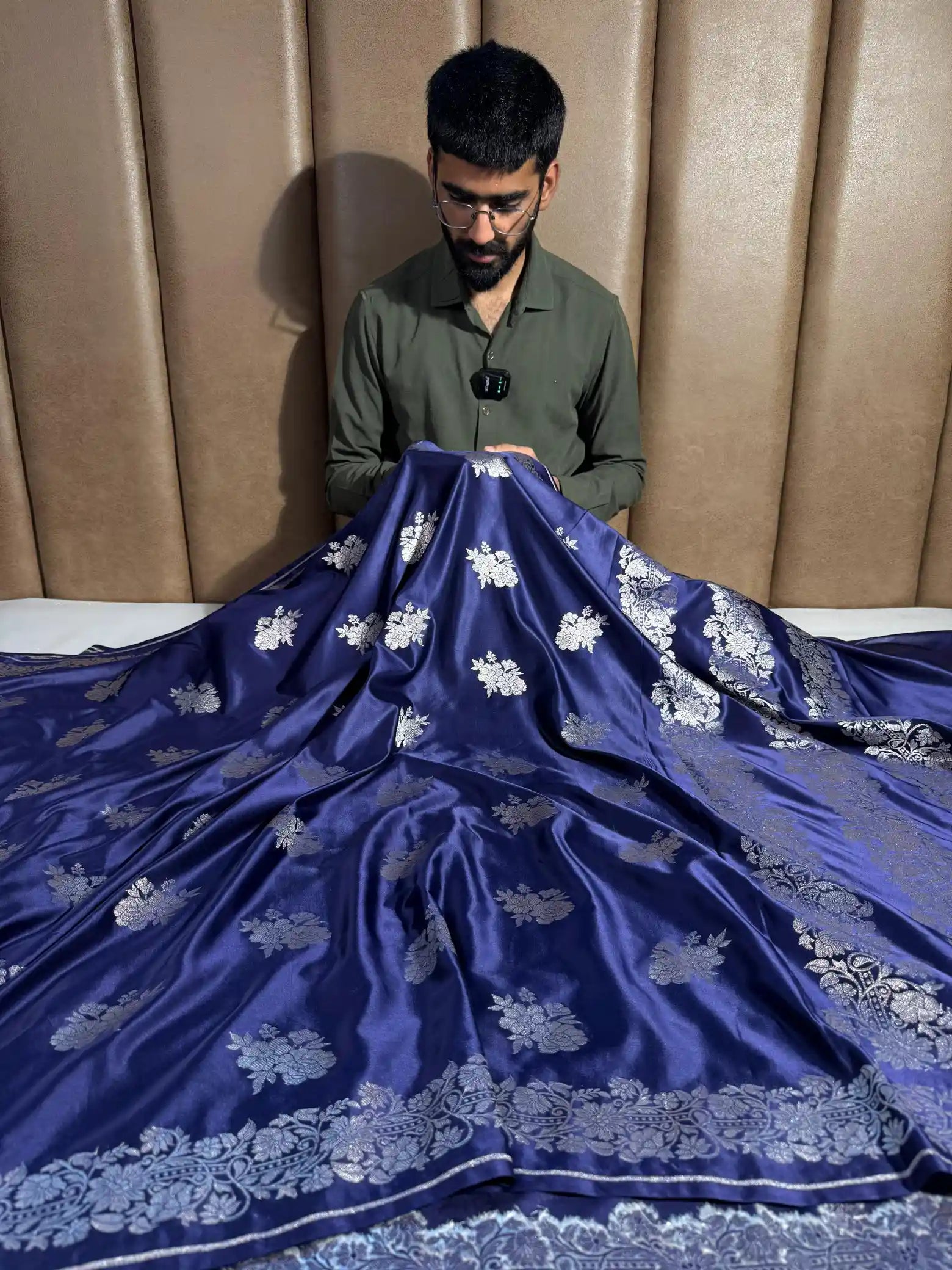 Navy Blue Contemporary Beautiful Mashru Katan Silk Saree