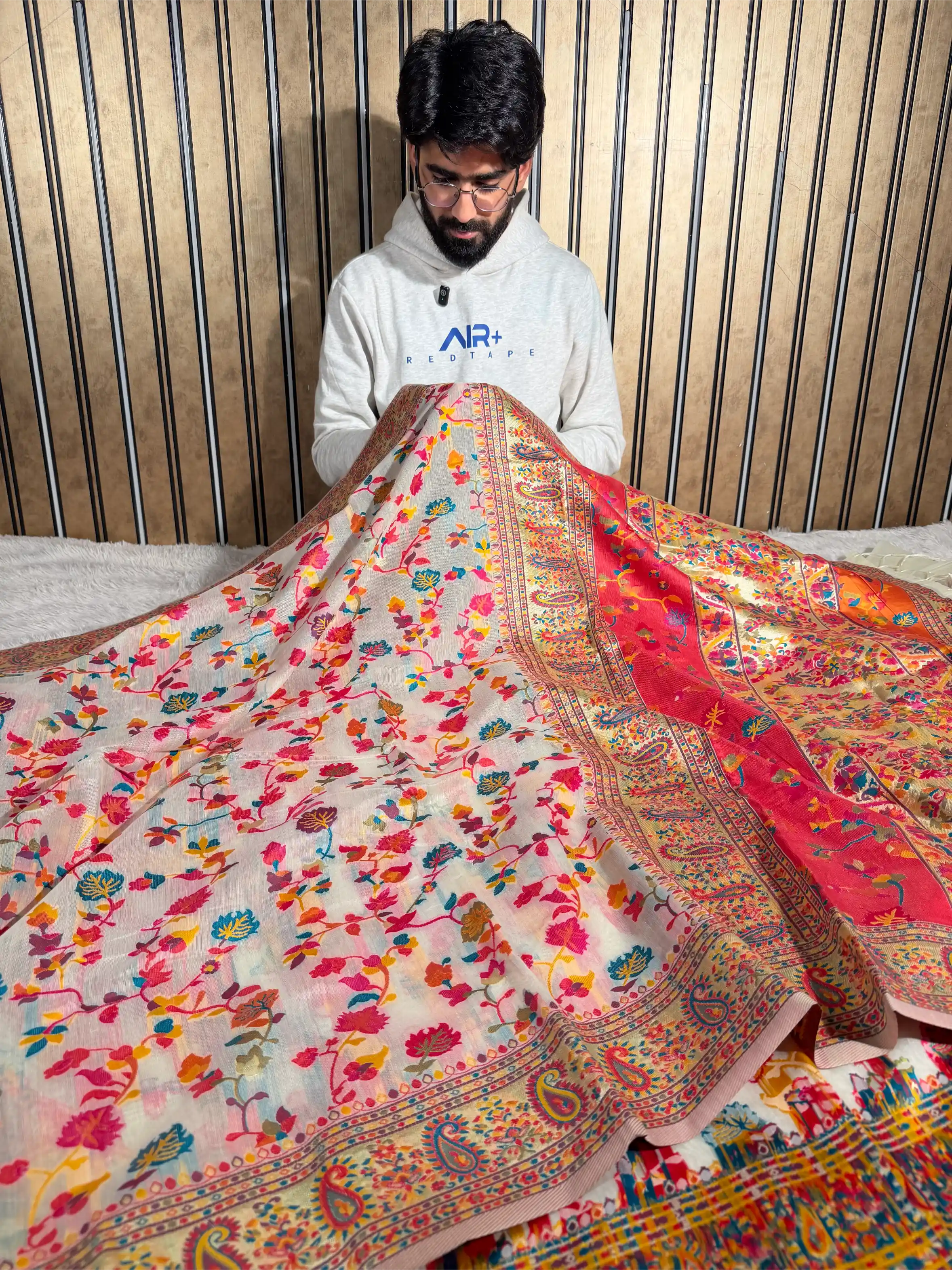 Off White Irresistible Pashmina Weave Soft Cotton Silk Saree