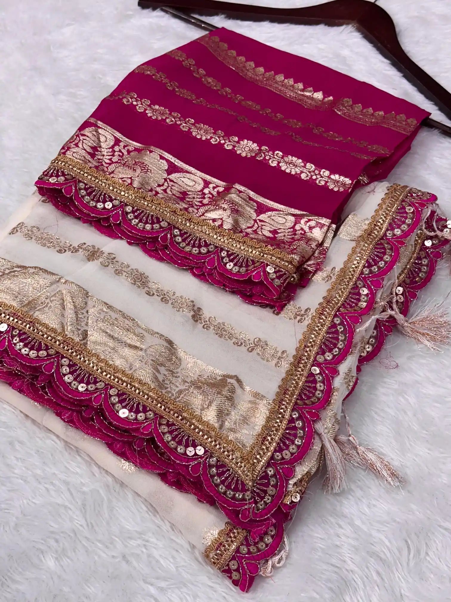 Off White Viscose Georgette Designer Lace Work Banarasi Saree