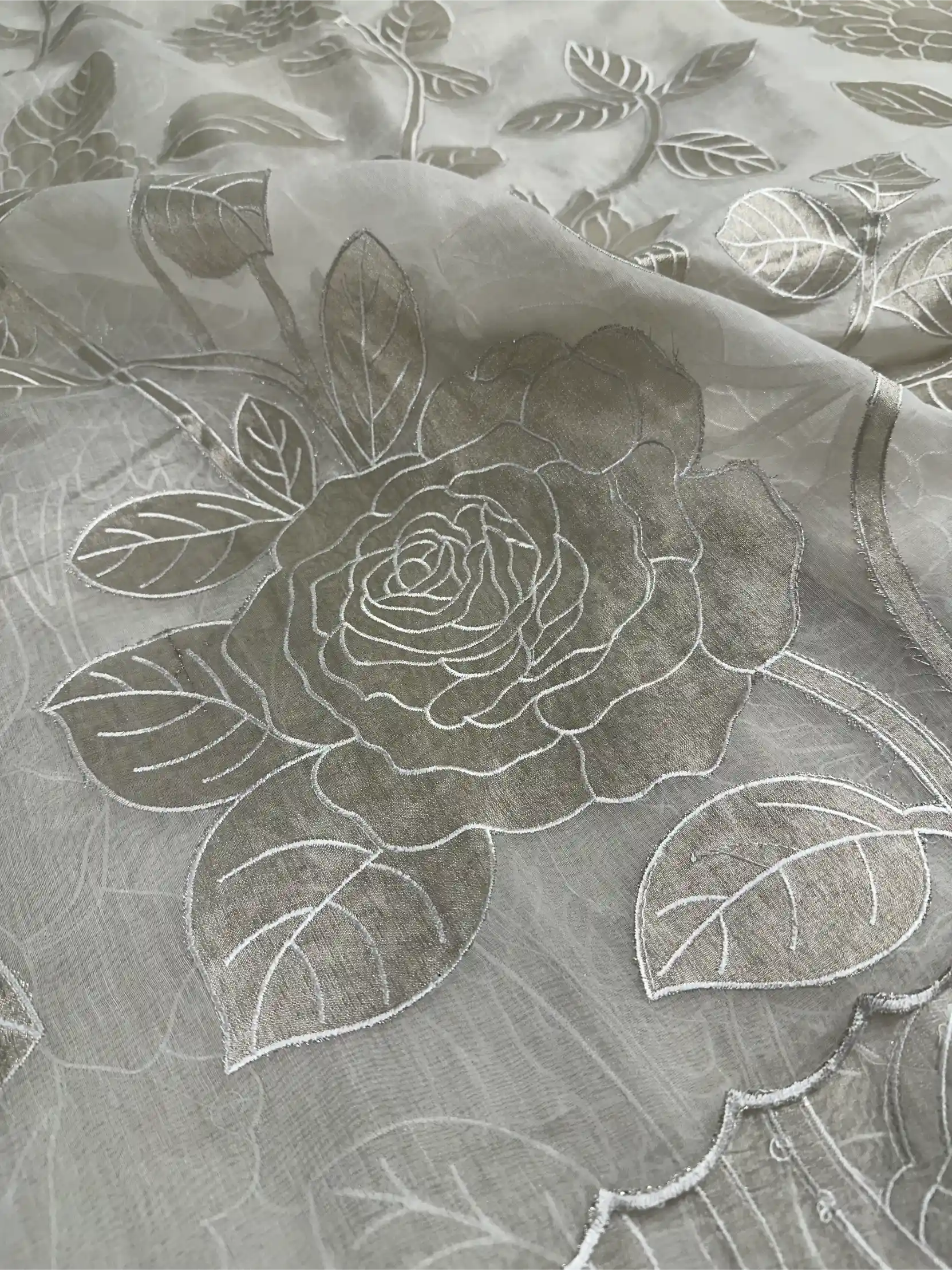 Off White Pure Mul Chanderi Appliqué Work Banarasi Saree