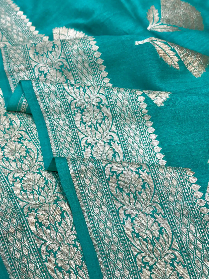 Pastel Green Buta Motifs Munga Silk Saree