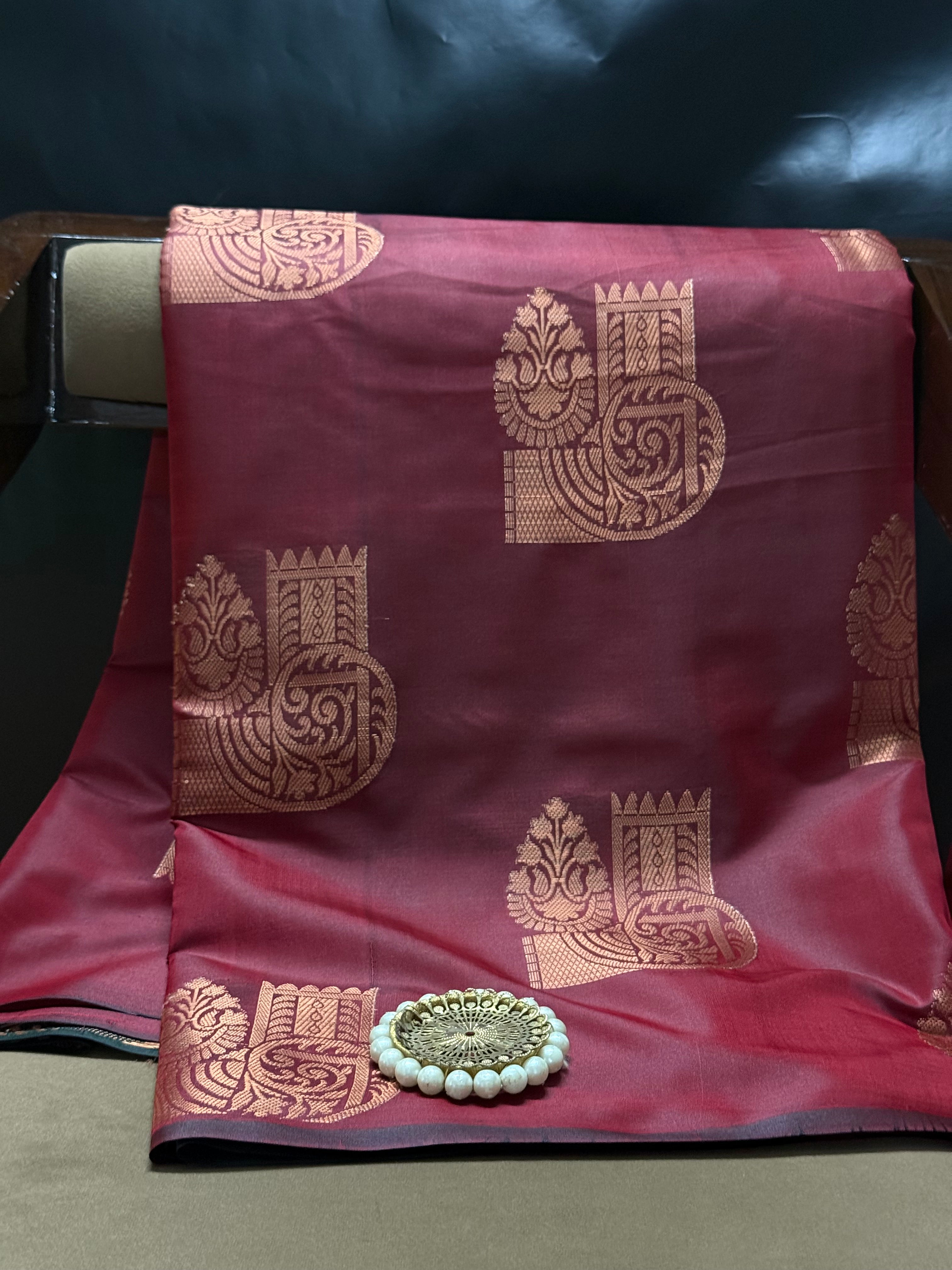 Traditional Contemperory Weave Softsilk Banarasi Saree