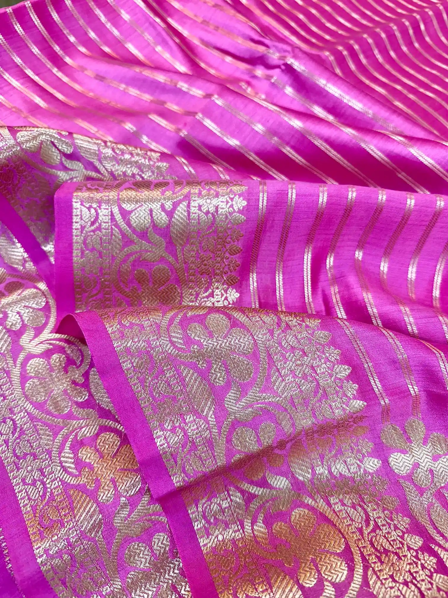 Bubtle Pink Striped Pure Chiniya Silk Banarasi Saree
