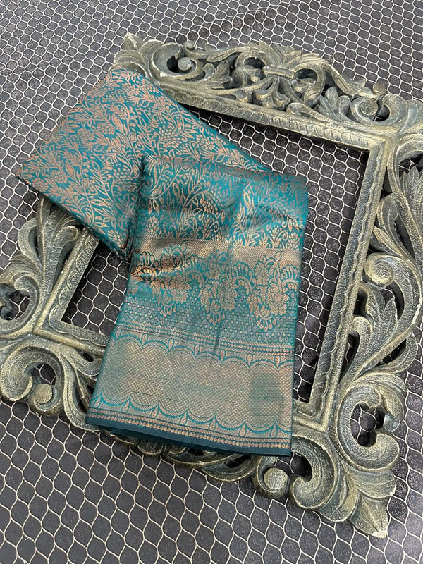 Beautiful Soft Cotton Zari Buta Banarasi Saree