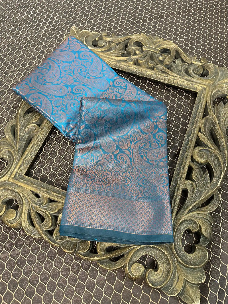 Beautiful Soft Cotton Zari Buta Banarasi Saree