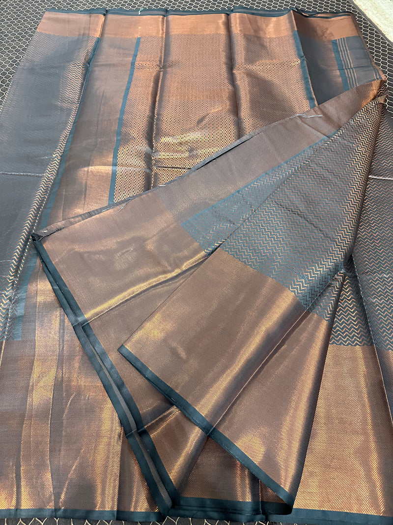 Beautiful Soft Cotton Zari Buta Banarasi Saree