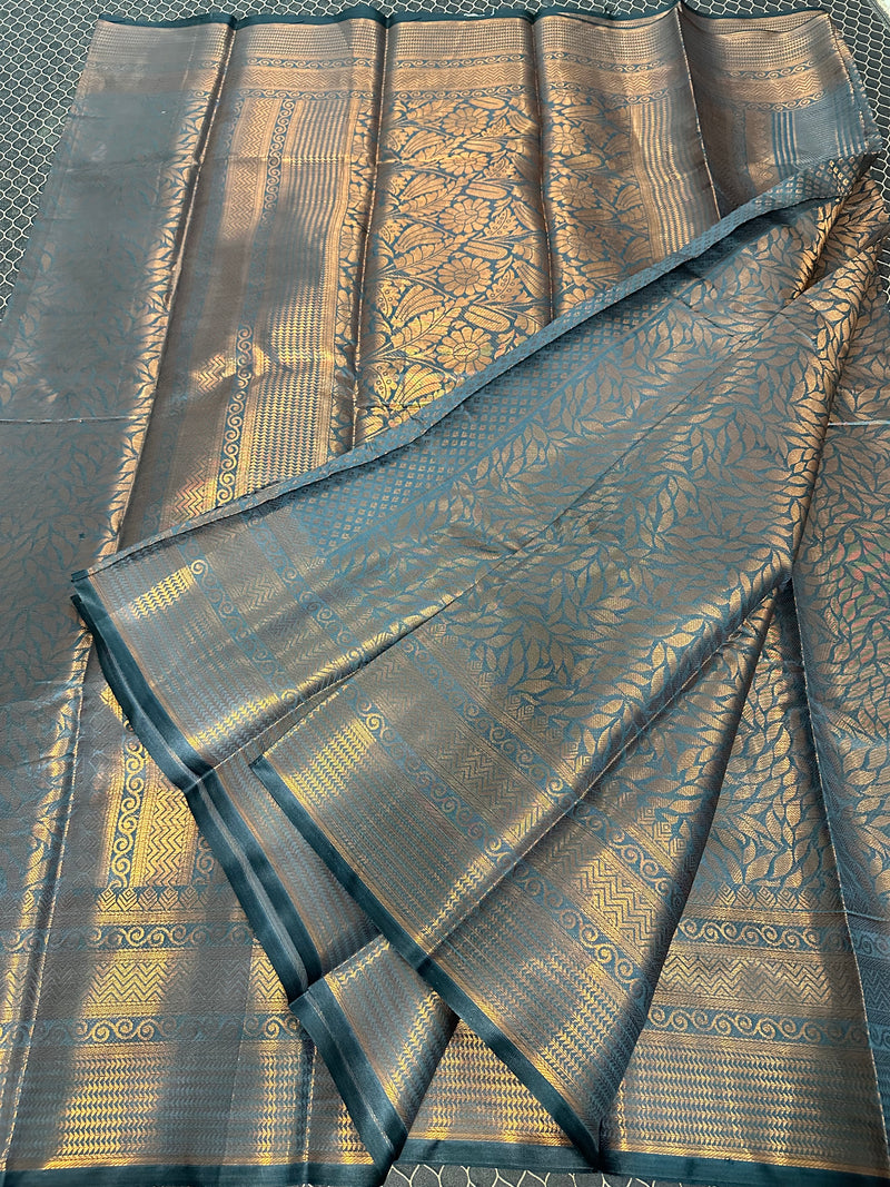 Beautiful Soft Cotton Zari Buta Banarasi Saree