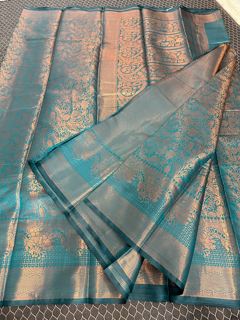 Beautiful Soft Cotton Zari Buta Banarasi Saree