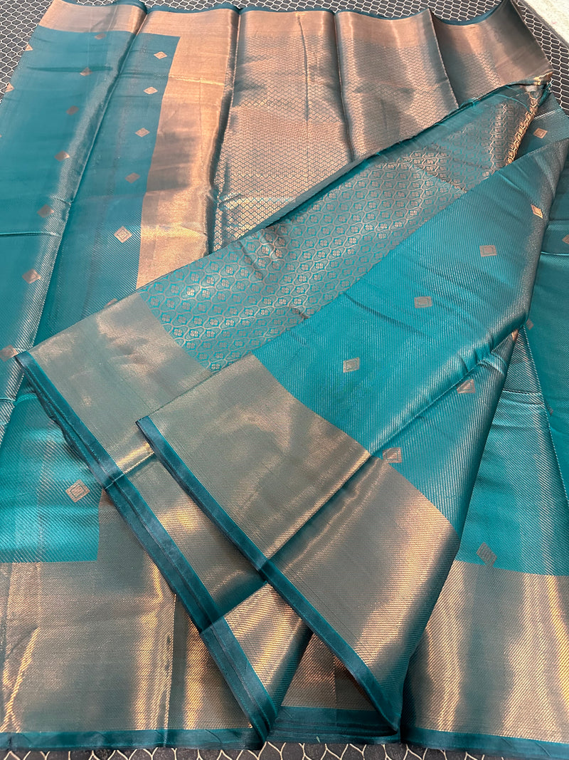 Beautiful Soft Cotton Zari Buta Banarasi Saree