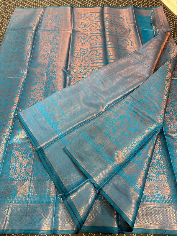 Beautiful Soft Cotton Zari Buta Banarasi Saree