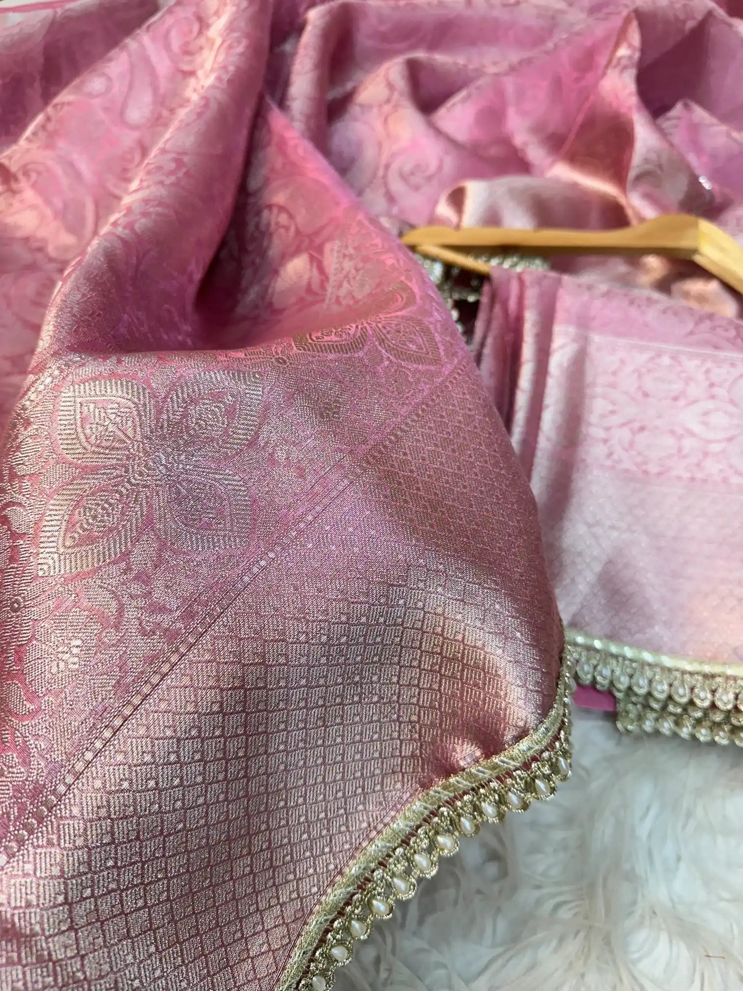Pink Glass Tissue Silk Designer Lace Work Banarasi Saree