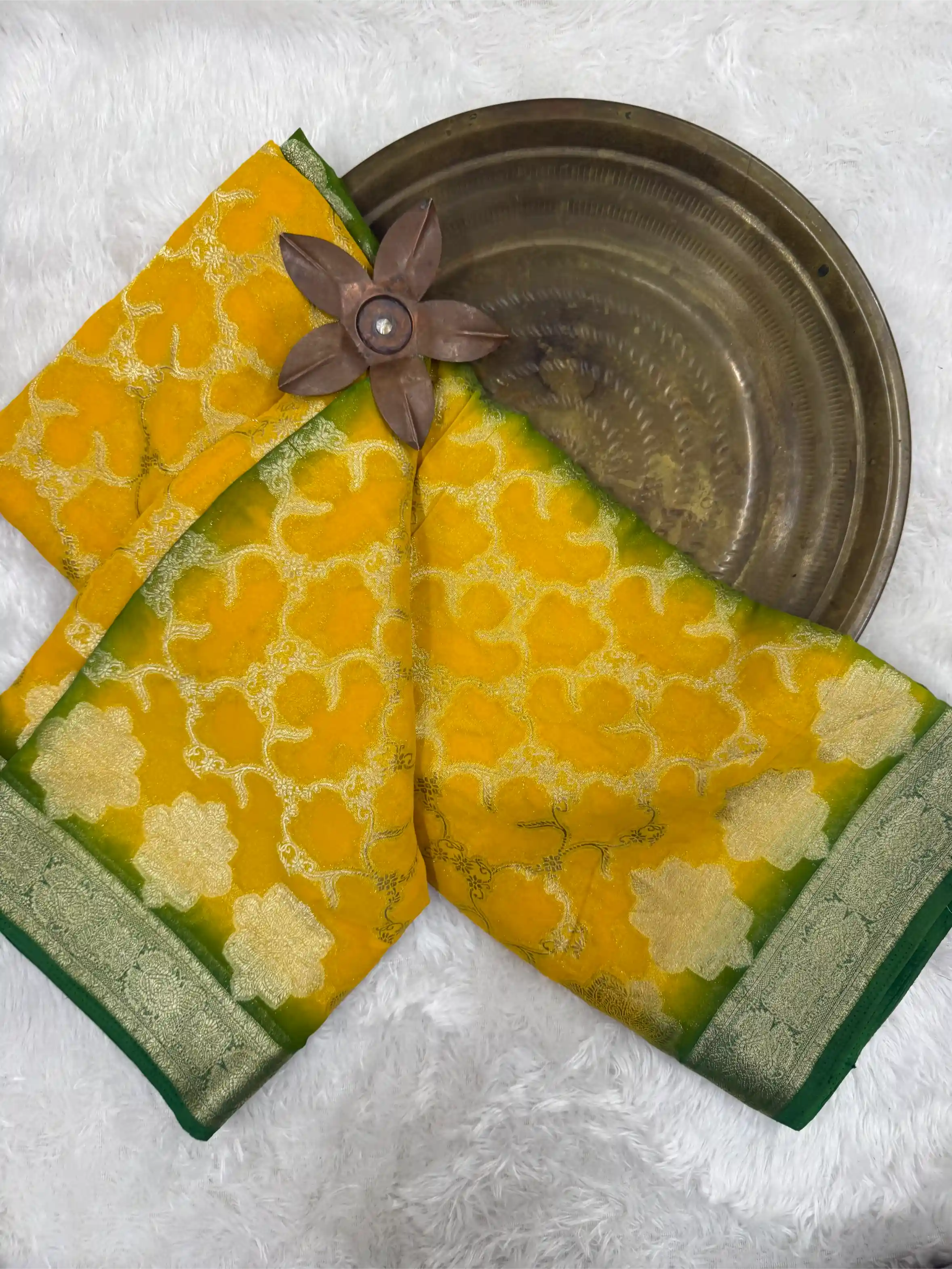 Premium Embossed Weave Softsilk Traditional Banarasi Saree