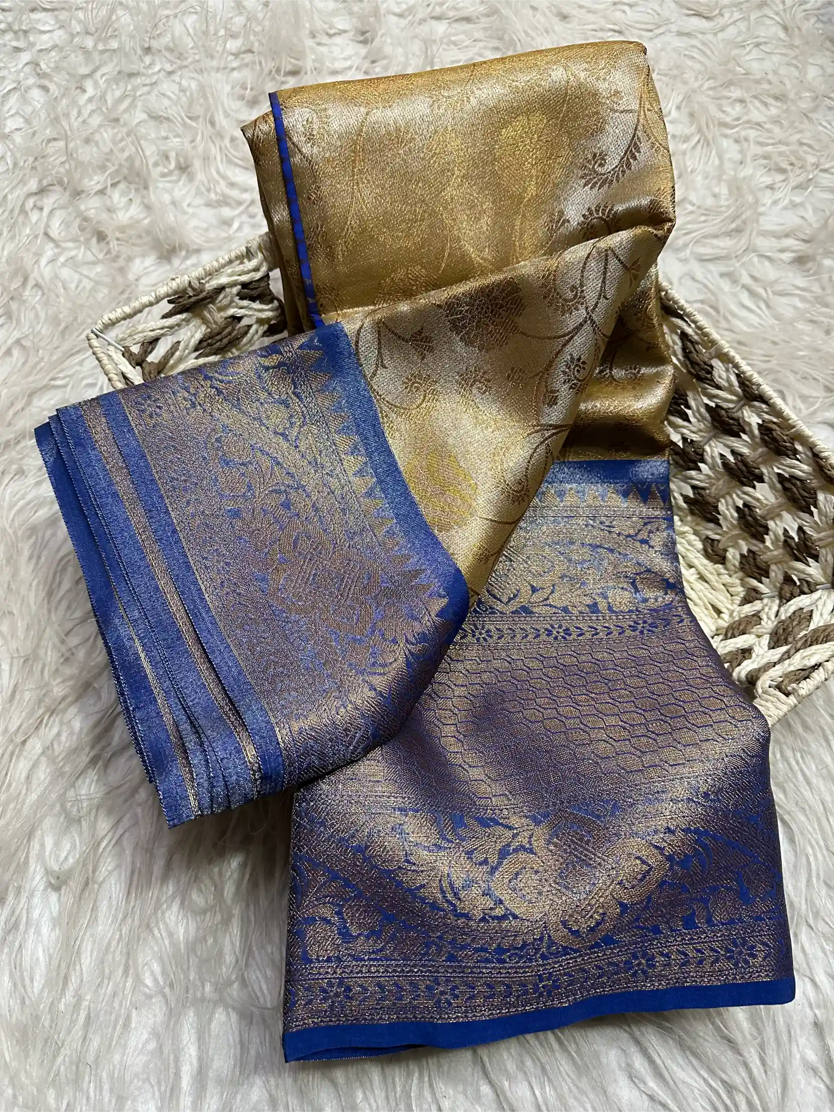 Premium Softsilk Heritage Weave Banarasi Saree