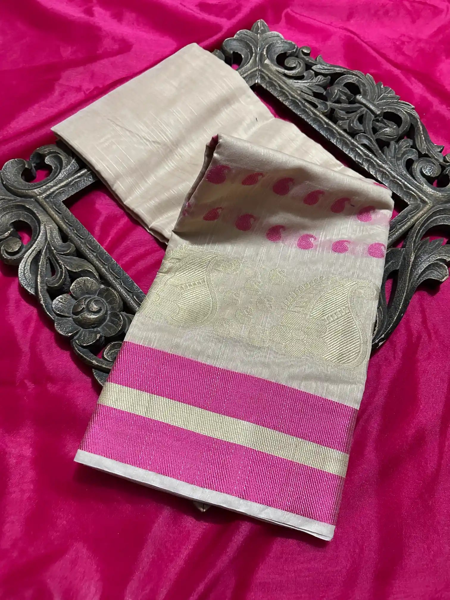 Premium Softsilk Traditional Weave Banarasi Saree