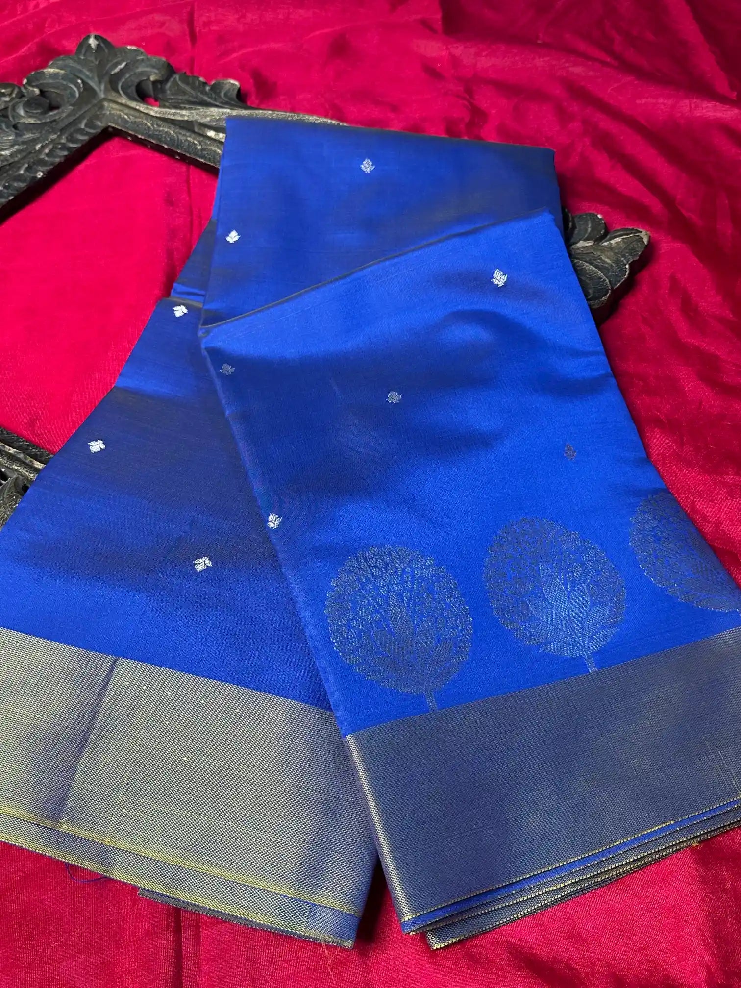 Premium Softsilk Traditional Weave Banarasi Saree
