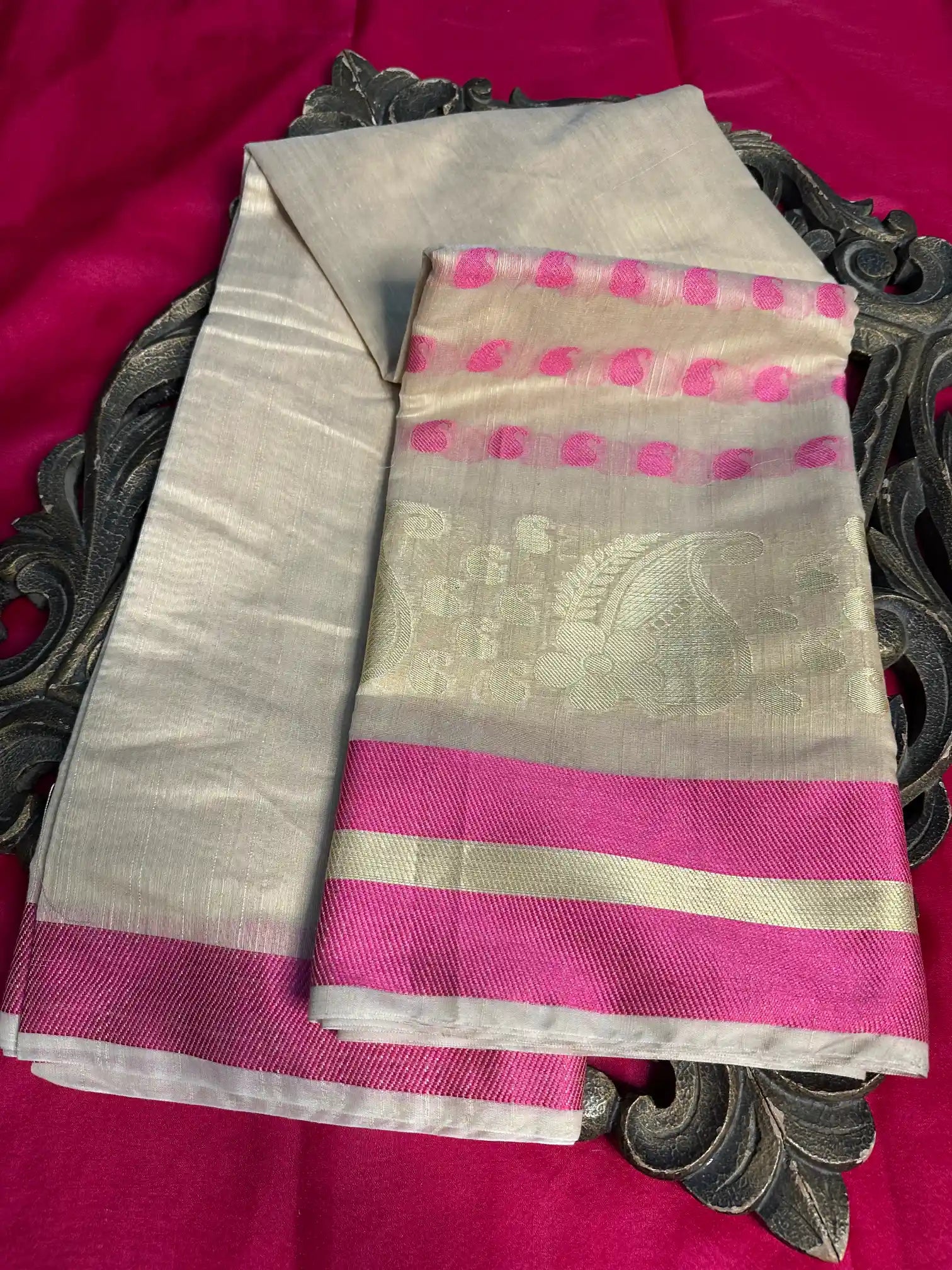 Premium Softsilk Traditional Weave Banarasi Saree