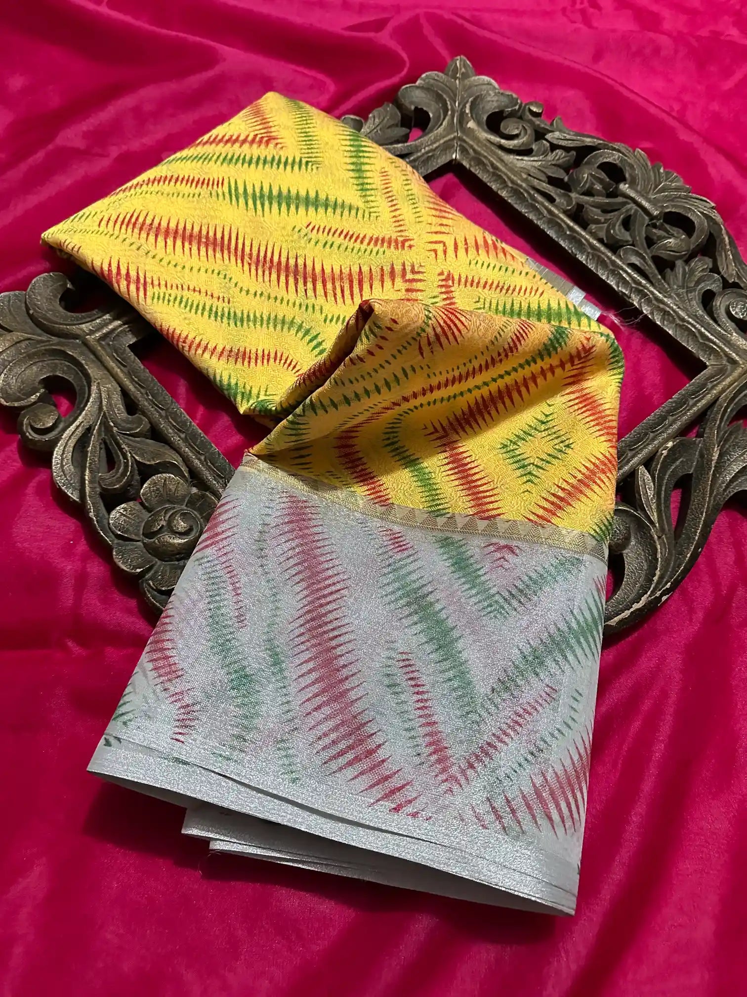 Premium Softsilk Traditional Weave Banarasi Saree