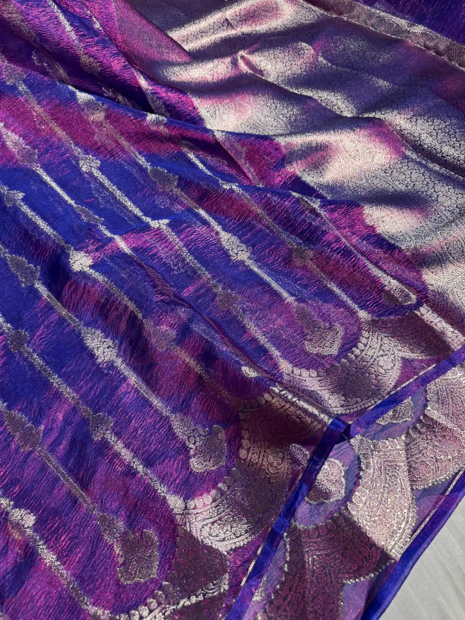 Premium baigani crush tissue silk saree with rich pallu and blouse