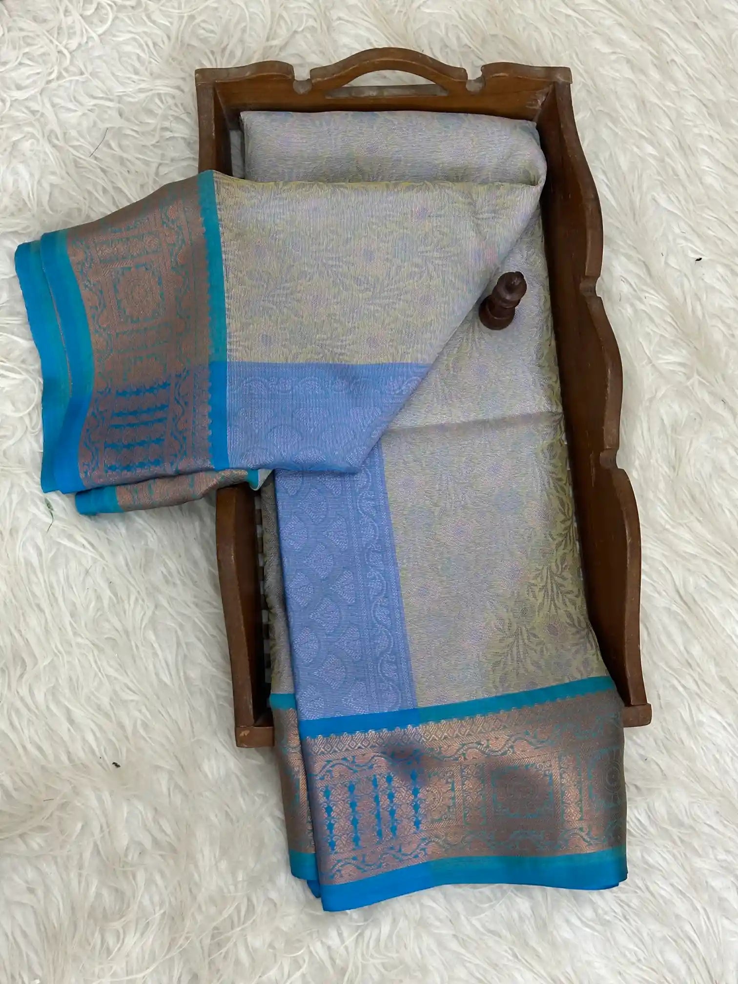 Pretty Softsilk Beautiful Banarasi Saree