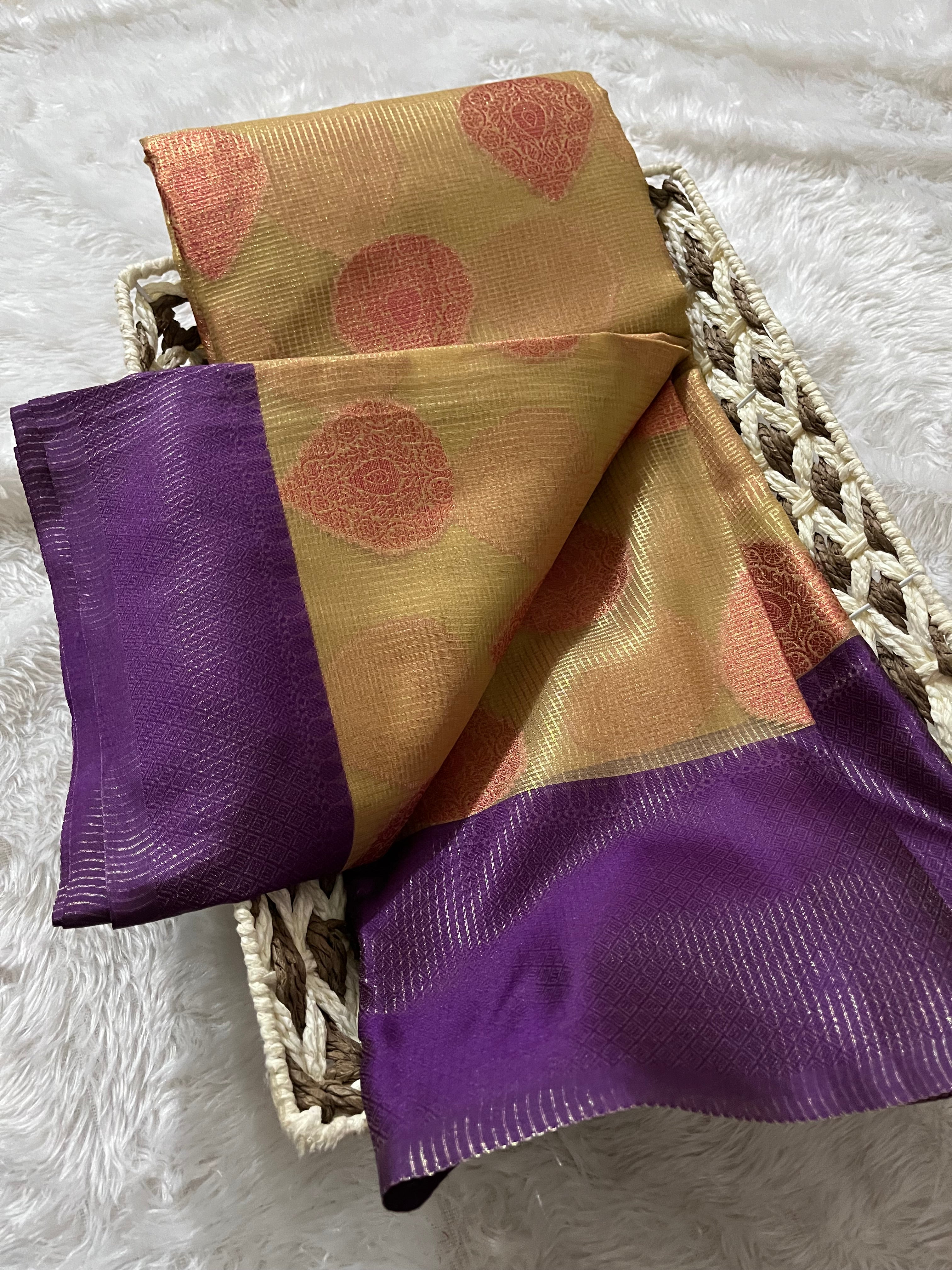 Pretty Softsilk Beautiful Banarasi Saree