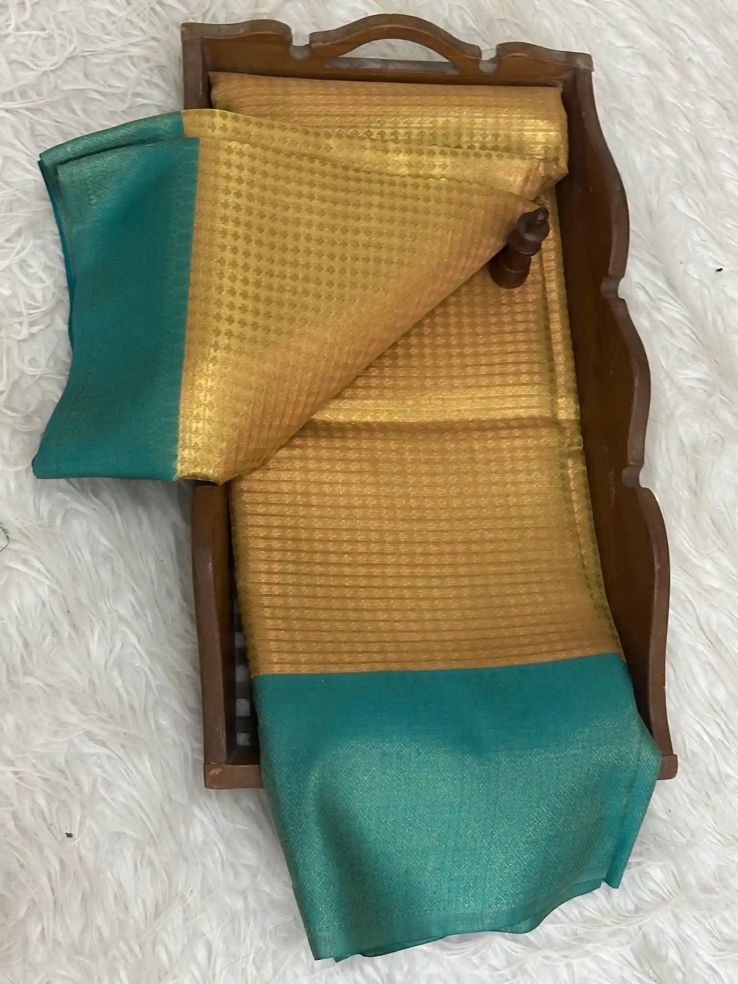 Pretty Softsilk Beautiful Banarasi Saree