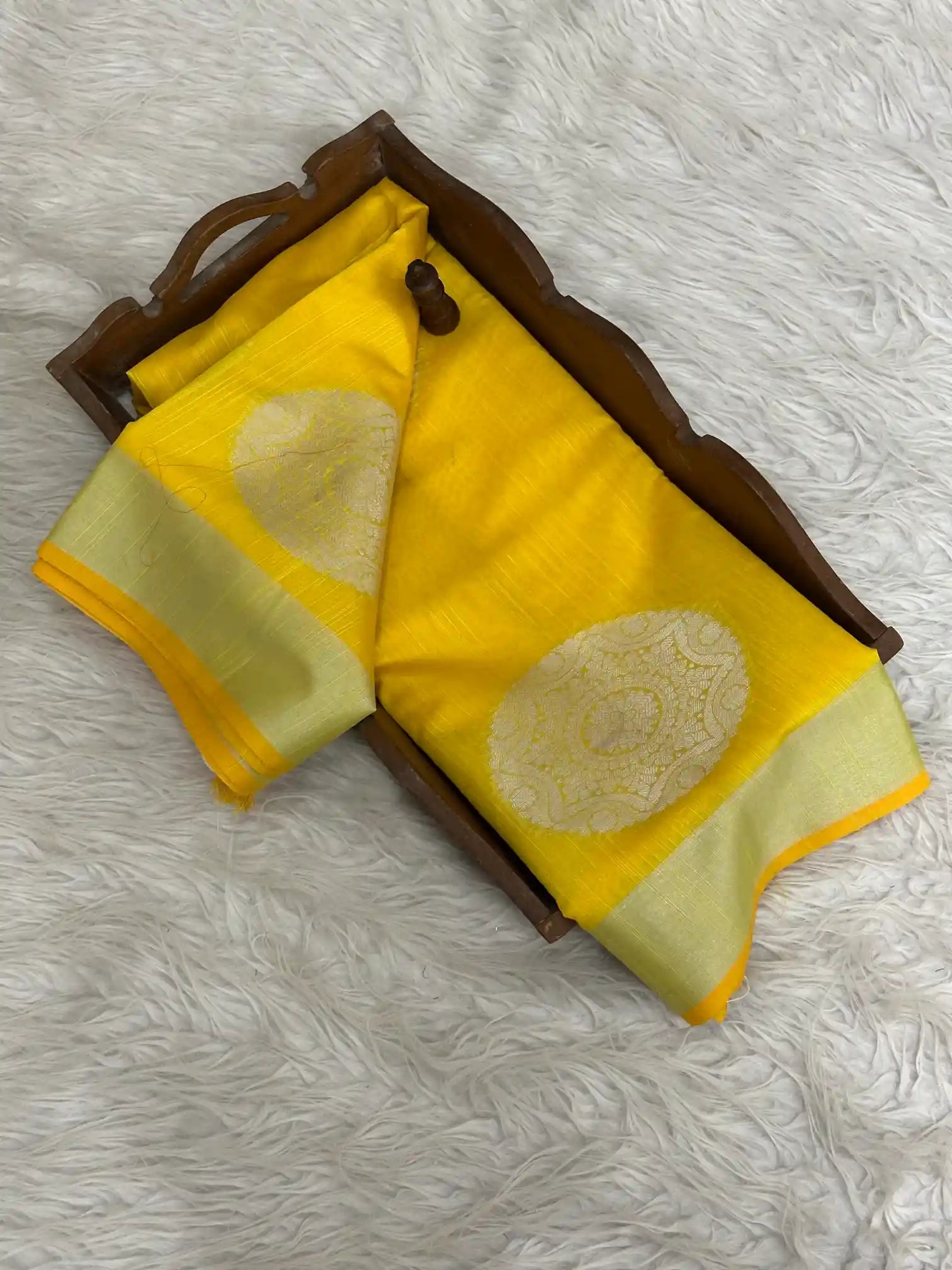 Pretty Softsilk Beautiful Banarasi Saree