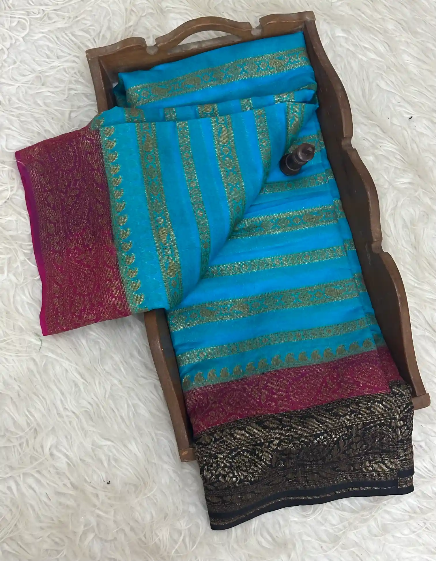 Pretty Softsilk Beautiful Banarasi Saree