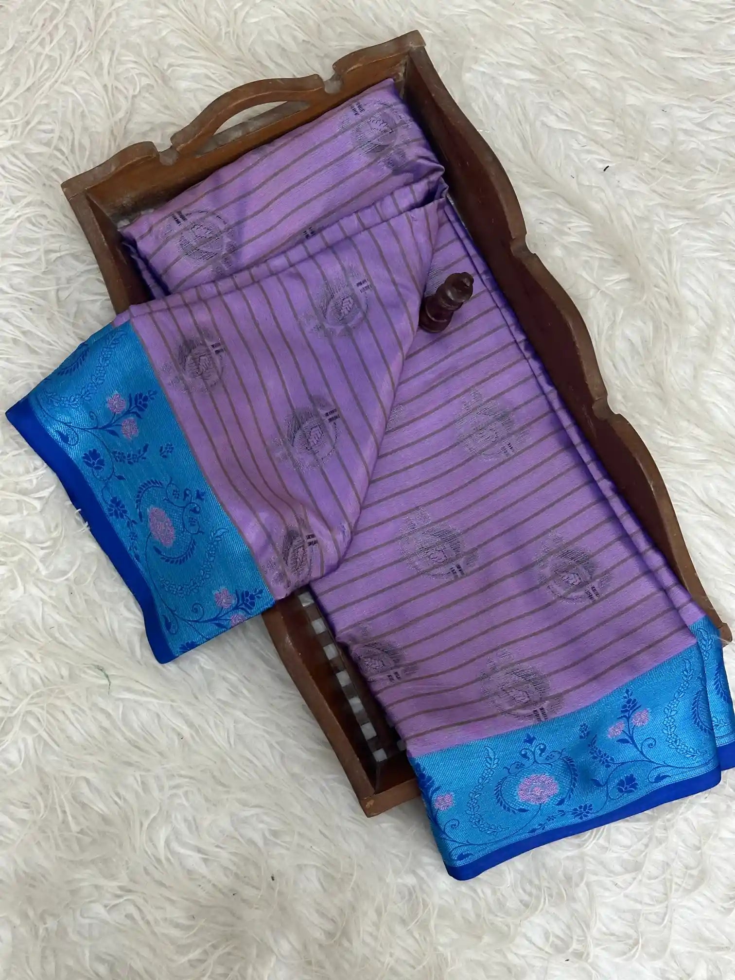 Pretty Softsilk Beautiful Banarasi Saree