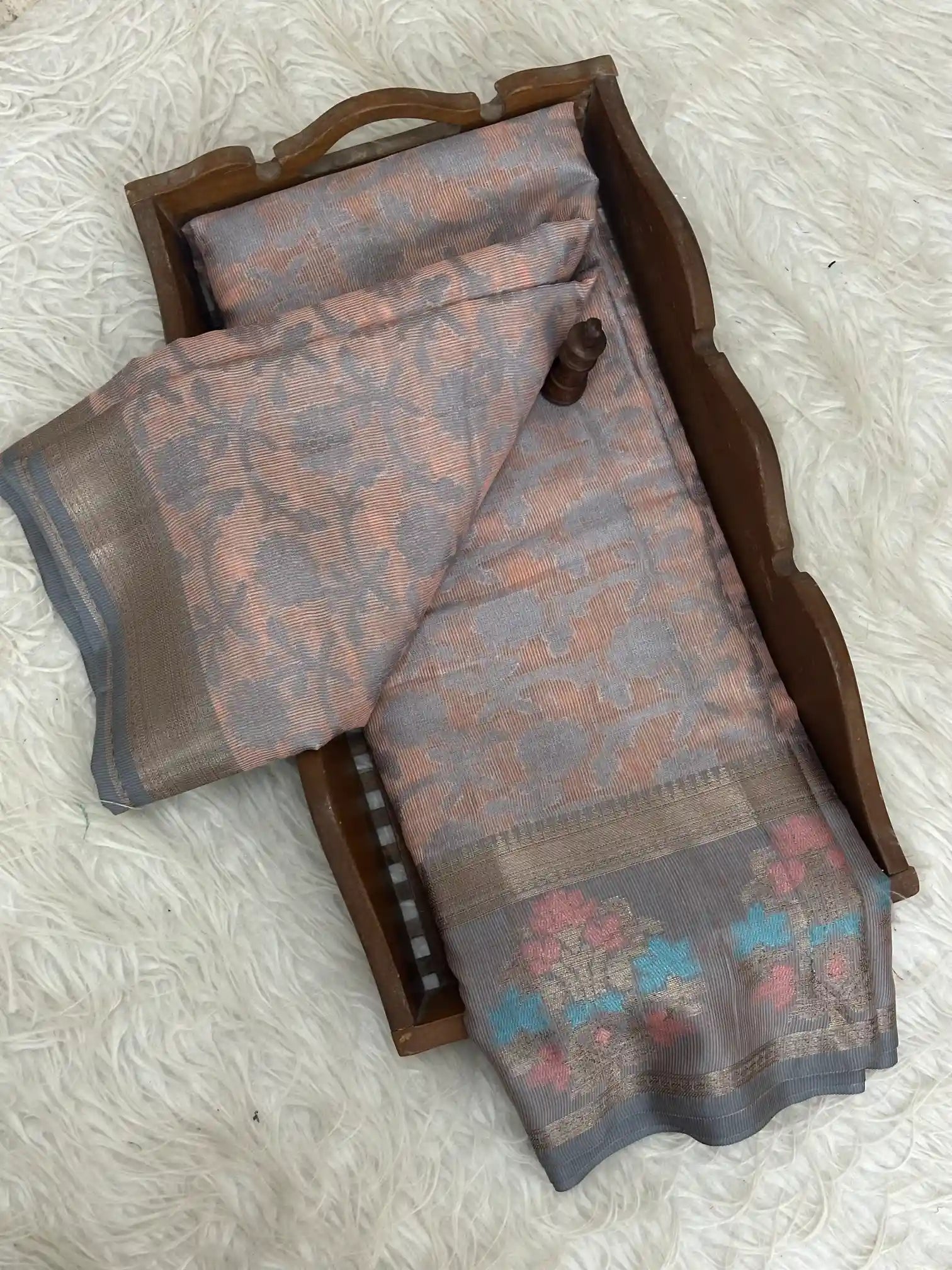 Pretty Softsilk Beautiful Banarasi Saree
