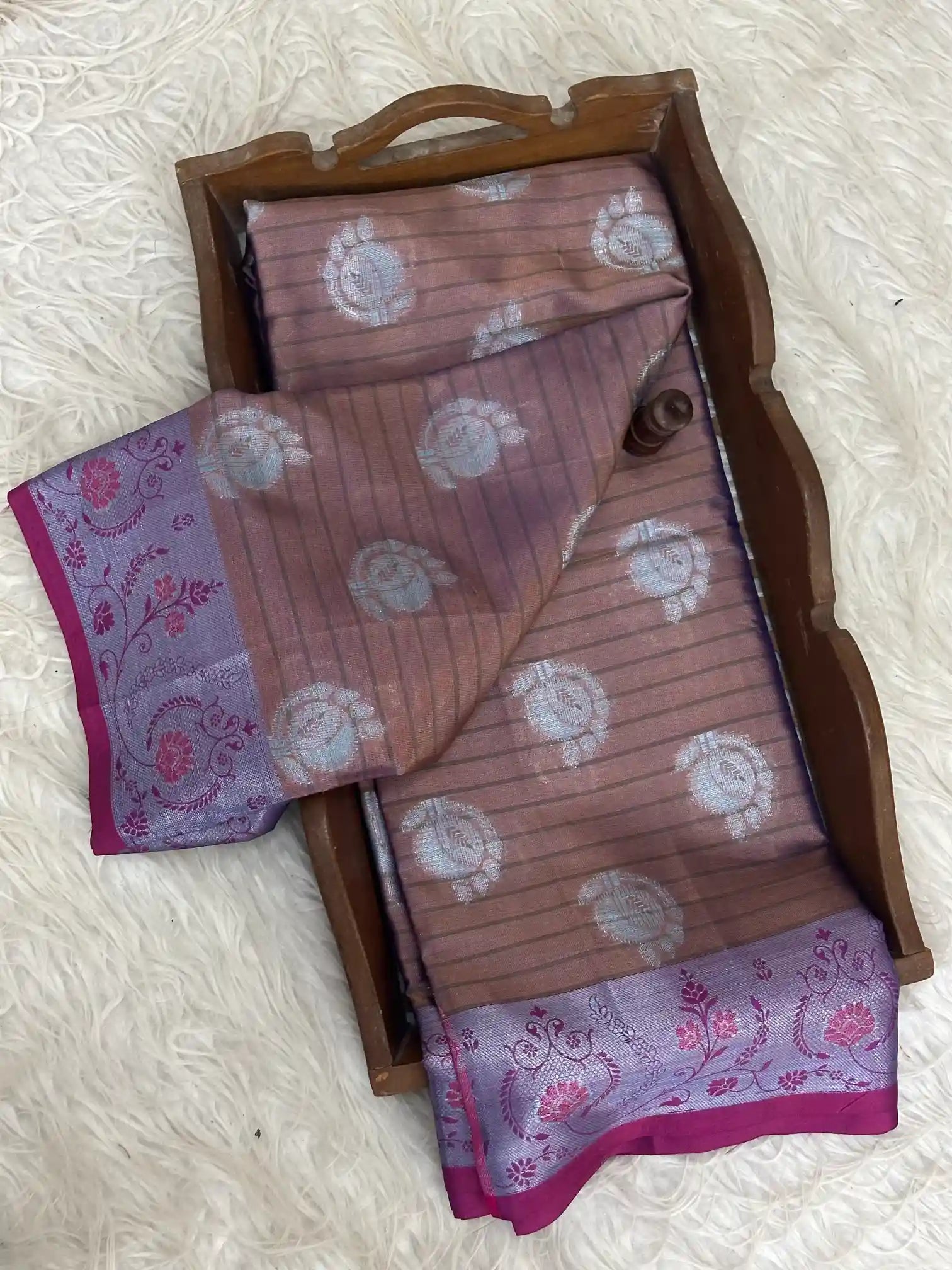 Pretty Softsilk Beautiful Banarasi Saree
