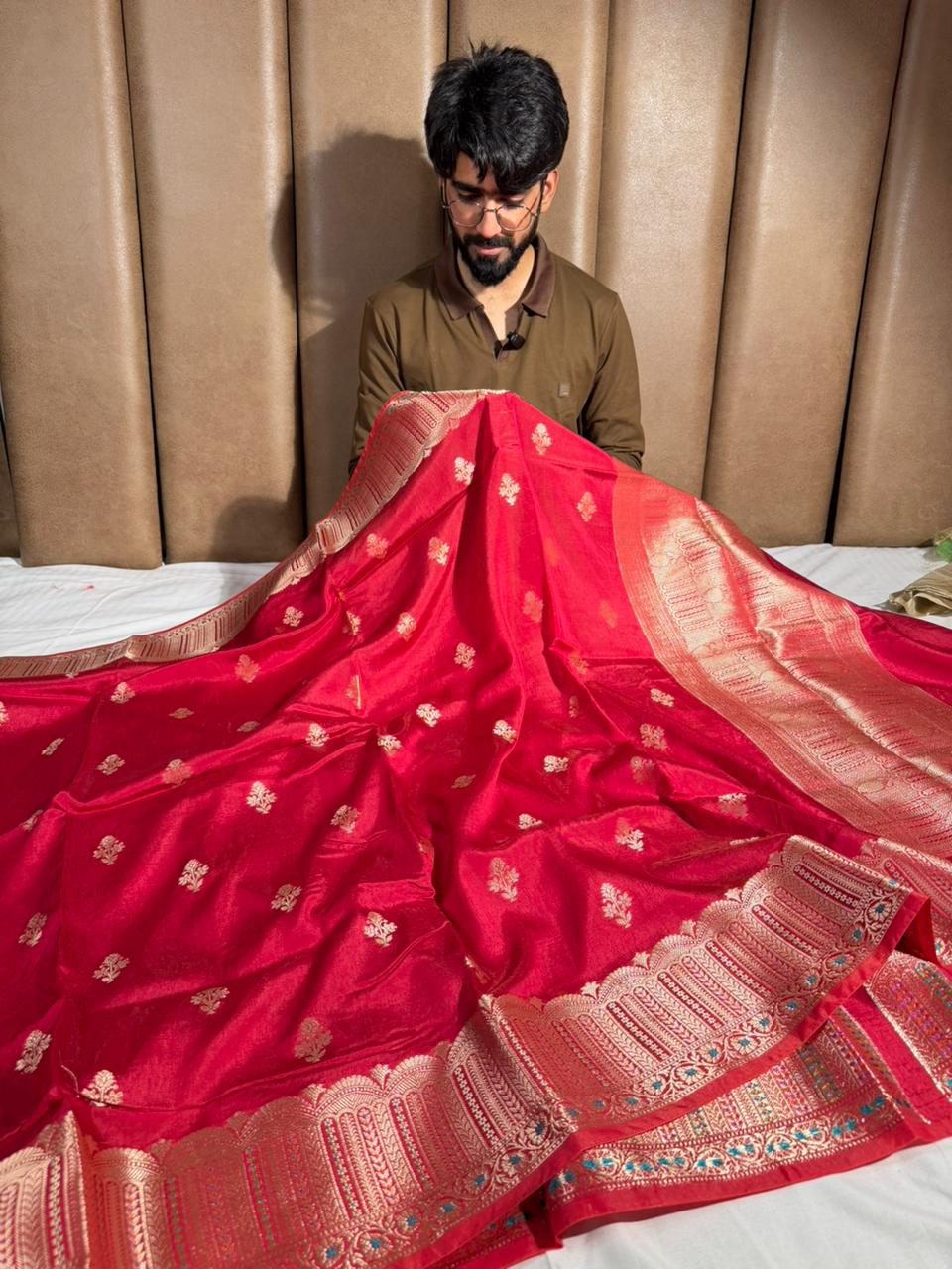 Pretty red Chinia silk contemporary traditional Banarasi 