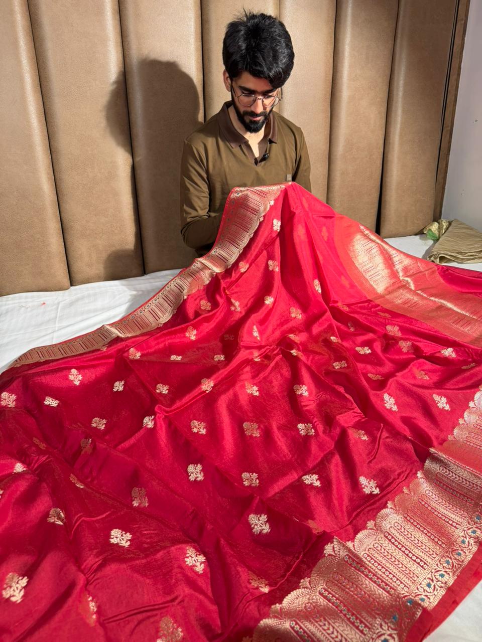 Pretty red Chinia silk contemporary traditional Banarasi 