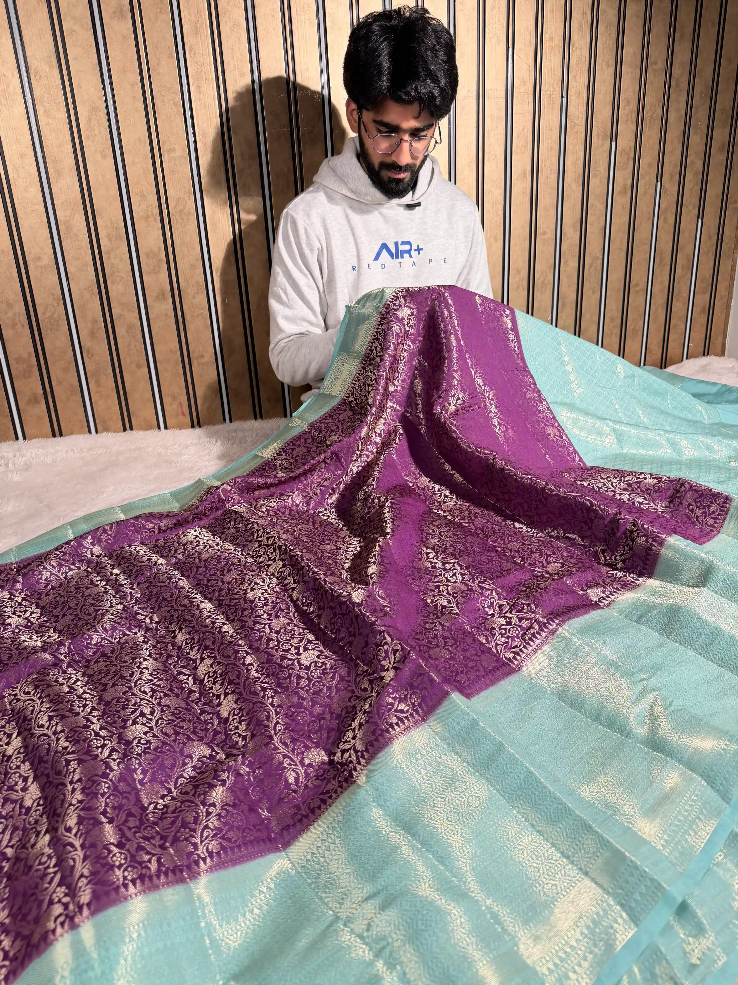 Purple Contrast Pure Chiniya Silk Floral Weave Banarasi Saree