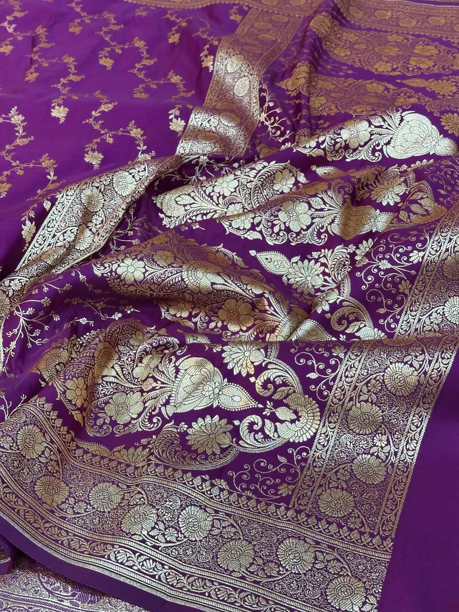 Purple Satin Silk Saree with Rich Texture Design and Classical Pallu