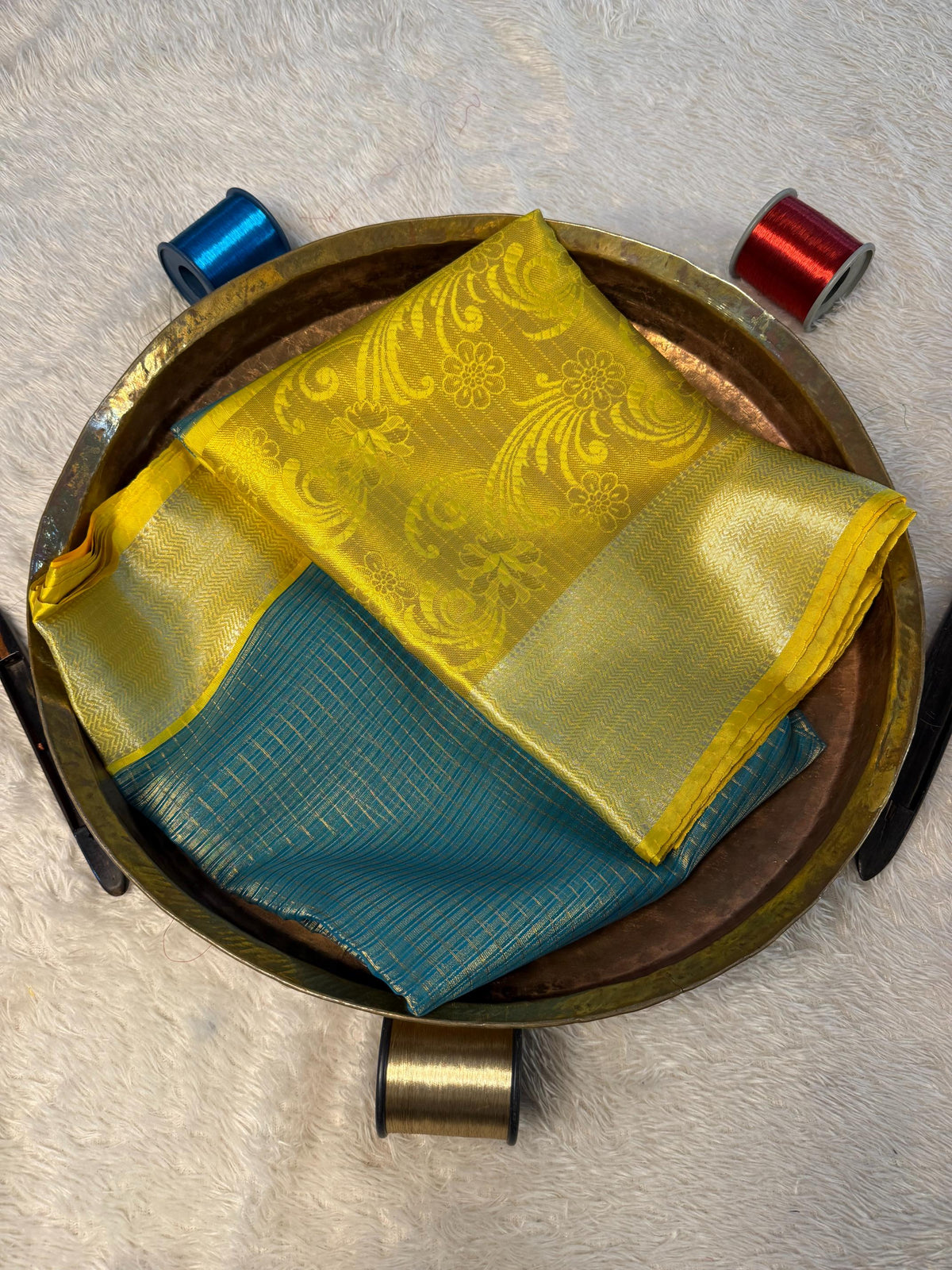 Trending Softsilk Jacquard Unique Banarasi Saree